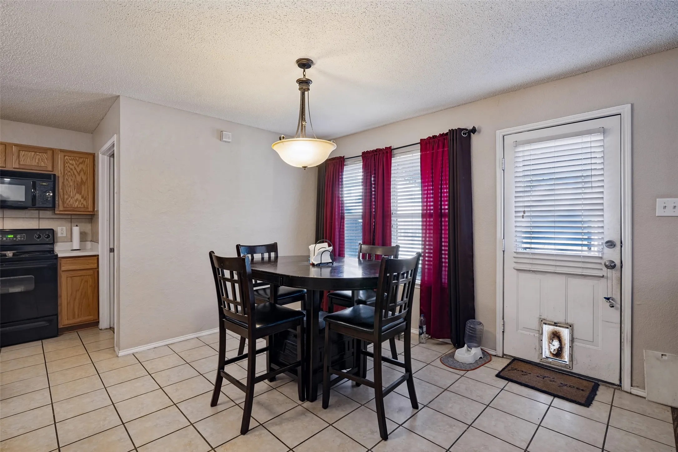 Single Family Residence For Sale in Dallas County , 2428 Becard Drive, Mesquite, Texas 75181, 4 Bedroom, 3 Bathroom, 2 Garage spaces, 3,136 Sqft, built in 2003, mls#21405389, Real Estate Agent in Mesquite, Homes For Sale in Dallas county, Homes For Sale in Mesquite, Realtor in Mesquite Texas, Real Estate Brokerage Independent Realty Texas, Luminita Cordes Realtor