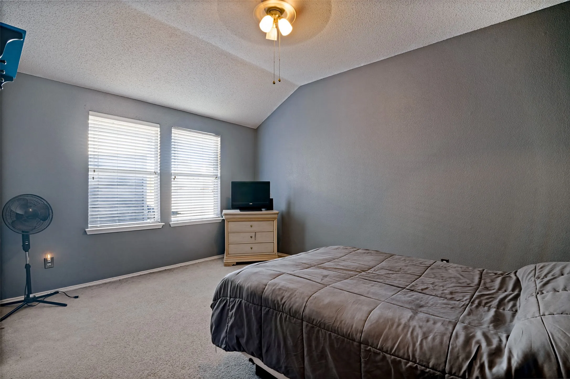 Single Family Residence For Sale in Dallas County , 2428 Becard Drive, Mesquite, Texas 75181, 4 Bedroom, 3 Bathroom, 2 Garage spaces, 3,136 Sqft, built in 2003, mls#21405389, Real Estate Agent in Mesquite, Homes For Sale in Dallas county, Homes For Sale in Mesquite, Realtor in Mesquite Texas, Real Estate Brokerage Independent Realty Texas, Luminita Cordes Realtor