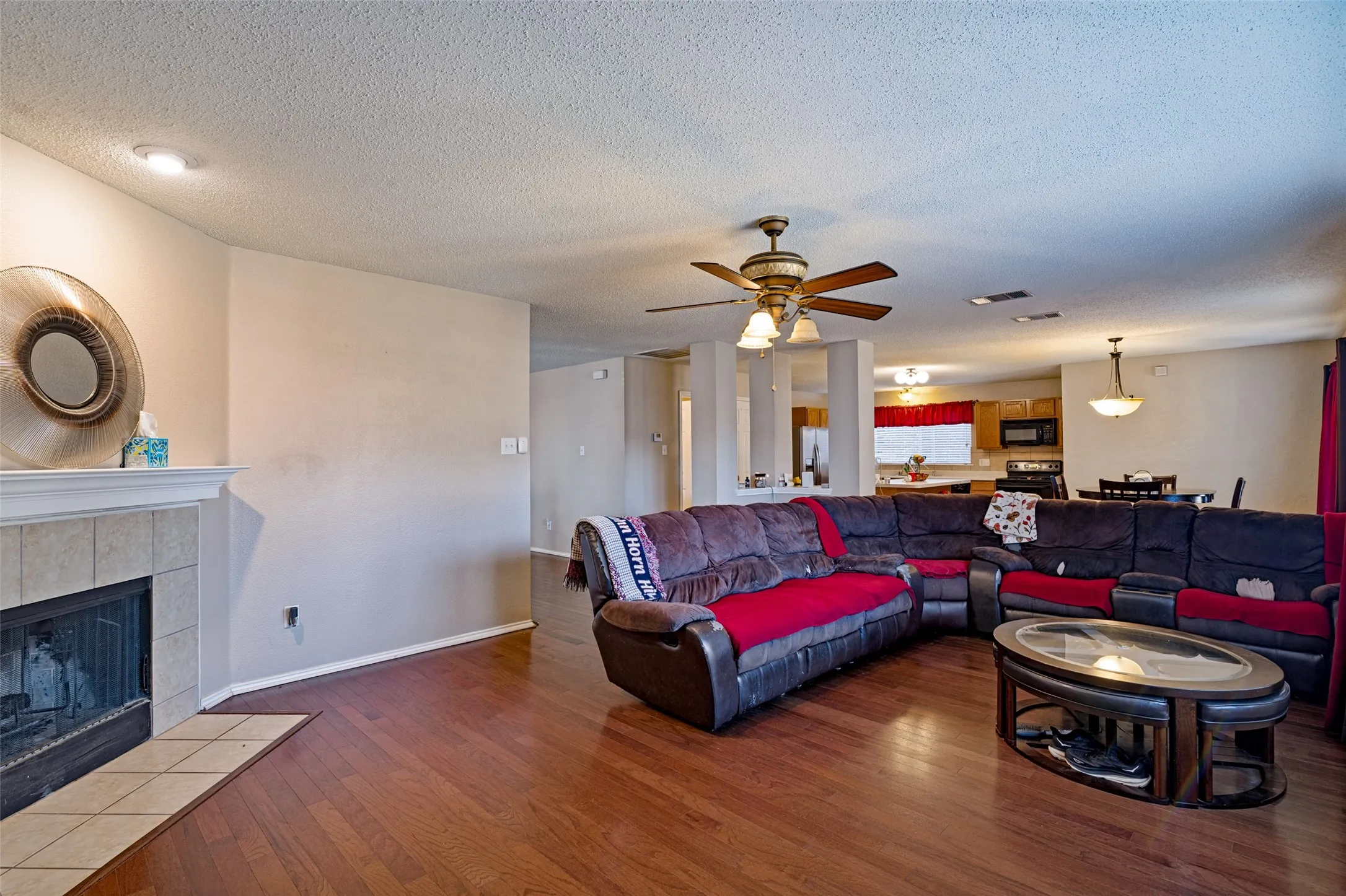 Single Family Residence For Sale in Dallas County , 2428 Becard Drive, Mesquite, Texas 75181, 4 Bedroom, 3 Bathroom, 2 Garage spaces, 3,136 Sqft, built in 2003, mls#21405389, Real Estate Agent in Mesquite, Homes For Sale in Dallas county, Homes For Sale in Mesquite, Realtor in Mesquite Texas, Real Estate Brokerage Independent Realty Texas, Luminita Cordes Realtor