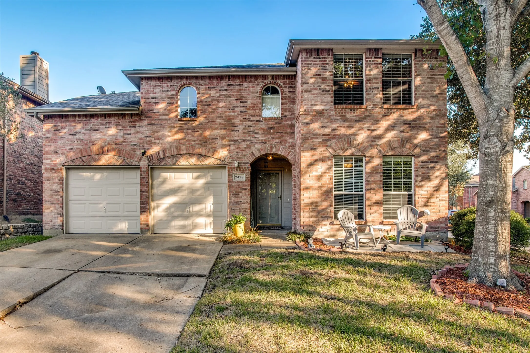 Single Family Residence For Sale in Dallas County , 2428 Becard Drive, Mesquite, Texas 75181, 4 Bedroom, 3 Bathroom, 2 Garage spaces, 3,136 Sqft, built in 2003, mls#21405389, Real Estate Agent in Mesquite, Homes For Sale in Dallas county, Homes For Sale in Mesquite, Realtor in Mesquite Texas, Real Estate Brokerage Independent Realty Texas, Luminita Cordes Realtor