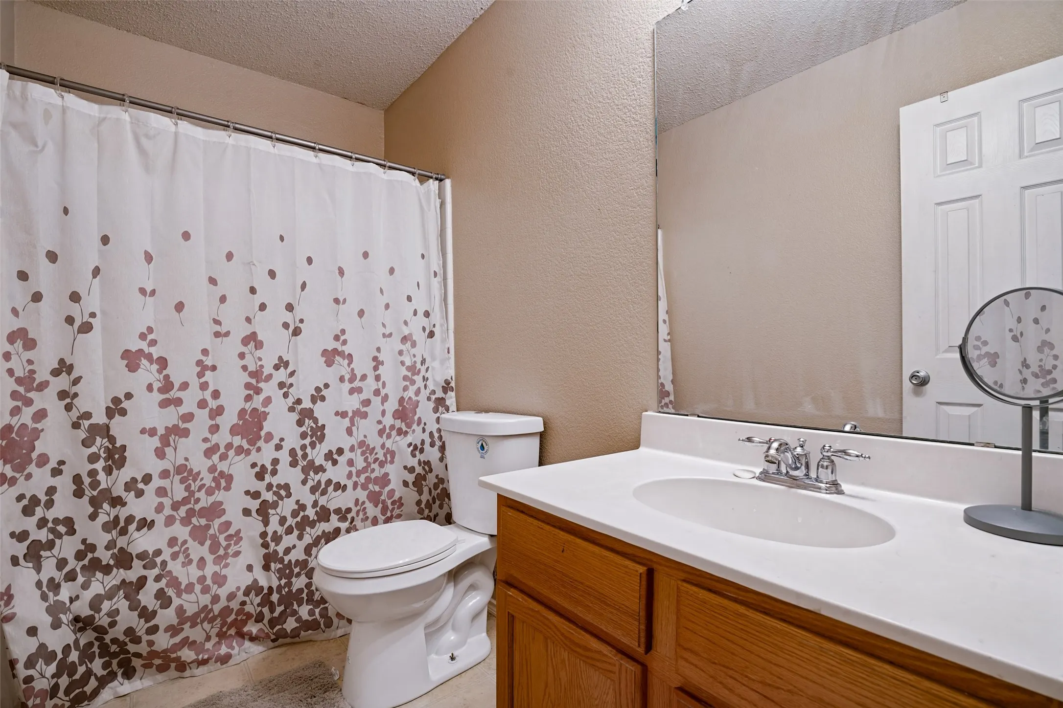 Single Family Residence For Sale in Dallas County , 2428 Becard Drive, Mesquite, Texas 75181, 4 Bedroom, 3 Bathroom, 2 Garage spaces, 3,136 Sqft, built in 2003, mls#21405389, Real Estate Agent in Mesquite, Homes For Sale in Dallas county, Homes For Sale in Mesquite, Realtor in Mesquite Texas, Real Estate Brokerage Independent Realty Texas, Luminita Cordes Realtor