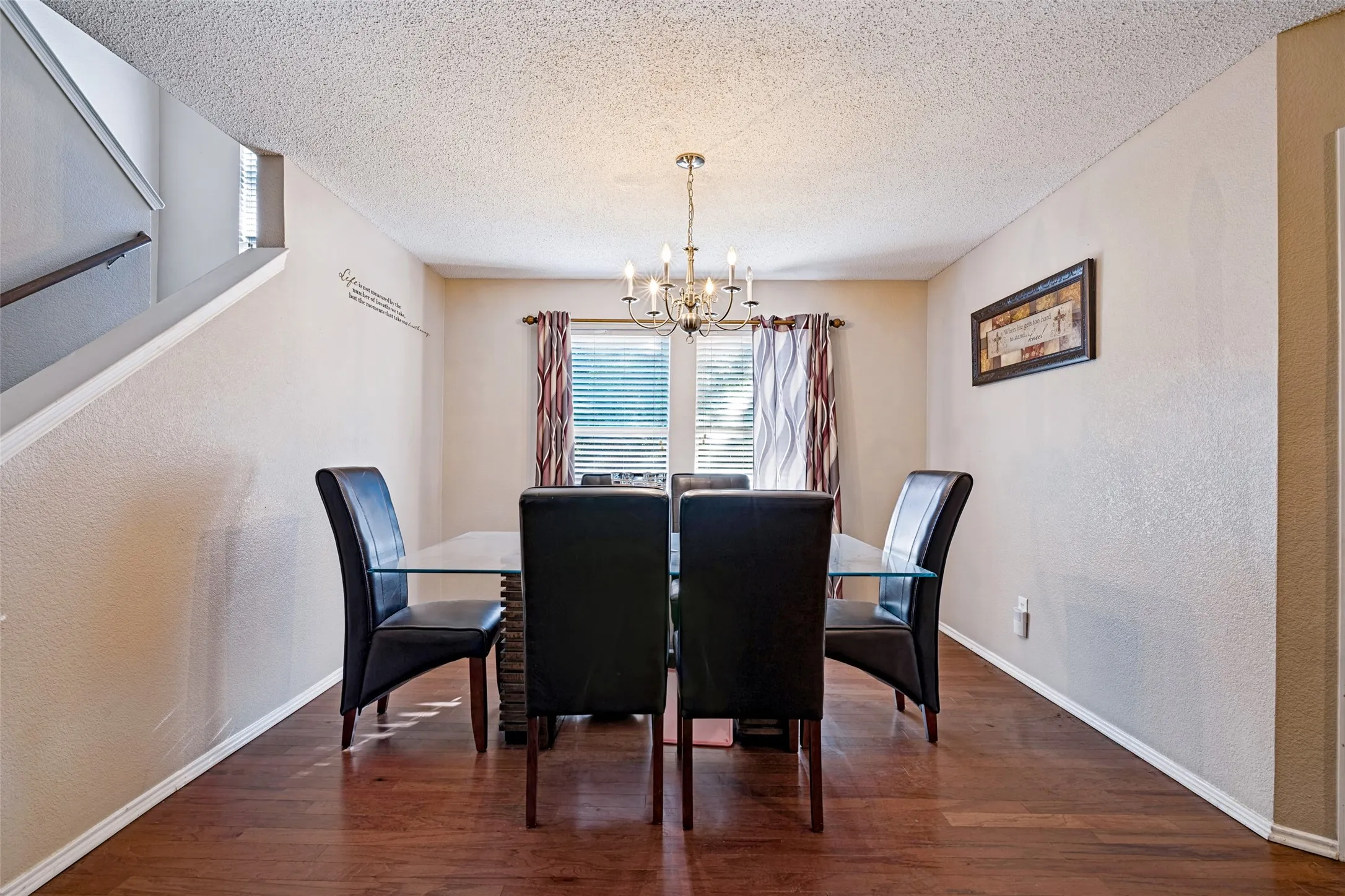 Single Family Residence For Sale in Dallas County , 2428 Becard Drive, Mesquite, Texas 75181, 4 Bedroom, 3 Bathroom, 2 Garage spaces, 3,136 Sqft, built in 2003, mls#21405389, Real Estate Agent in Mesquite, Homes For Sale in Dallas county, Homes For Sale in Mesquite, Realtor in Mesquite Texas, Real Estate Brokerage Independent Realty Texas, Luminita Cordes Realtor