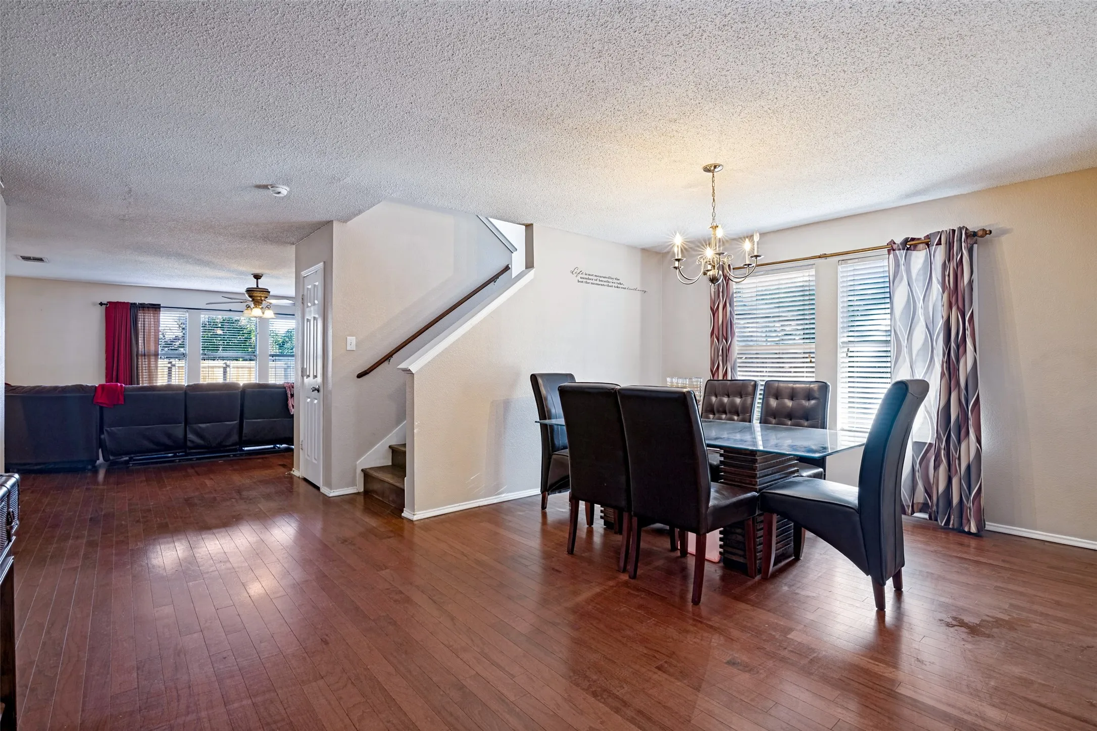 Single Family Residence For Sale in Dallas County , 2428 Becard Drive, Mesquite, Texas 75181, 4 Bedroom, 3 Bathroom, 2 Garage spaces, 3,136 Sqft, built in 2003, mls#21405389, Real Estate Agent in Mesquite, Homes For Sale in Dallas county, Homes For Sale in Mesquite, Realtor in Mesquite Texas, Real Estate Brokerage Independent Realty Texas, Luminita Cordes Realtor