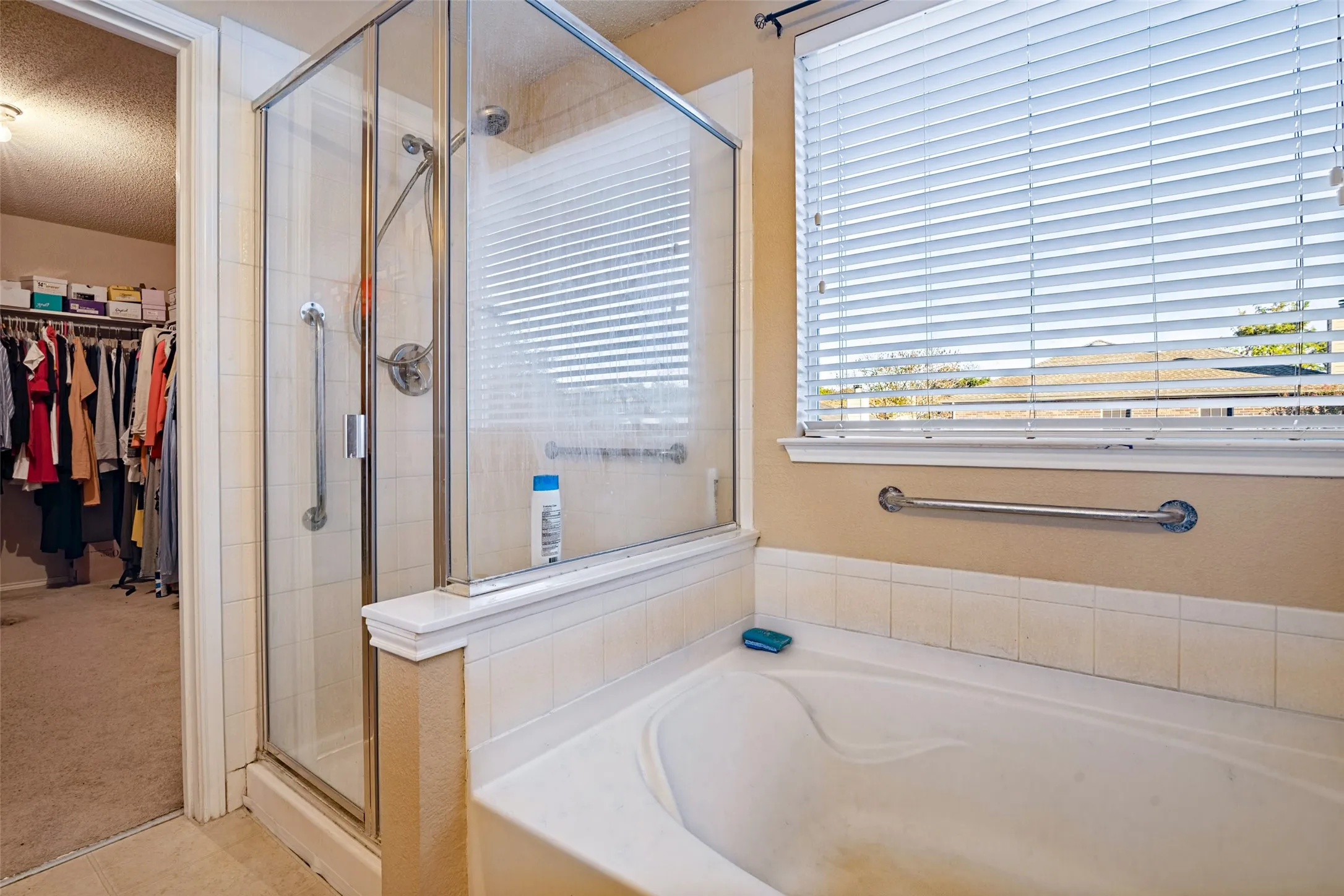 Single Family Residence For Sale in Dallas County , 2428 Becard Drive, Mesquite, Texas 75181, 4 Bedroom, 3 Bathroom, 2 Garage spaces, 3,136 Sqft, built in 2003, mls#21405389, Real Estate Agent in Mesquite, Homes For Sale in Dallas county, Homes For Sale in Mesquite, Realtor in Mesquite Texas, Real Estate Brokerage Independent Realty Texas, Luminita Cordes Realtor