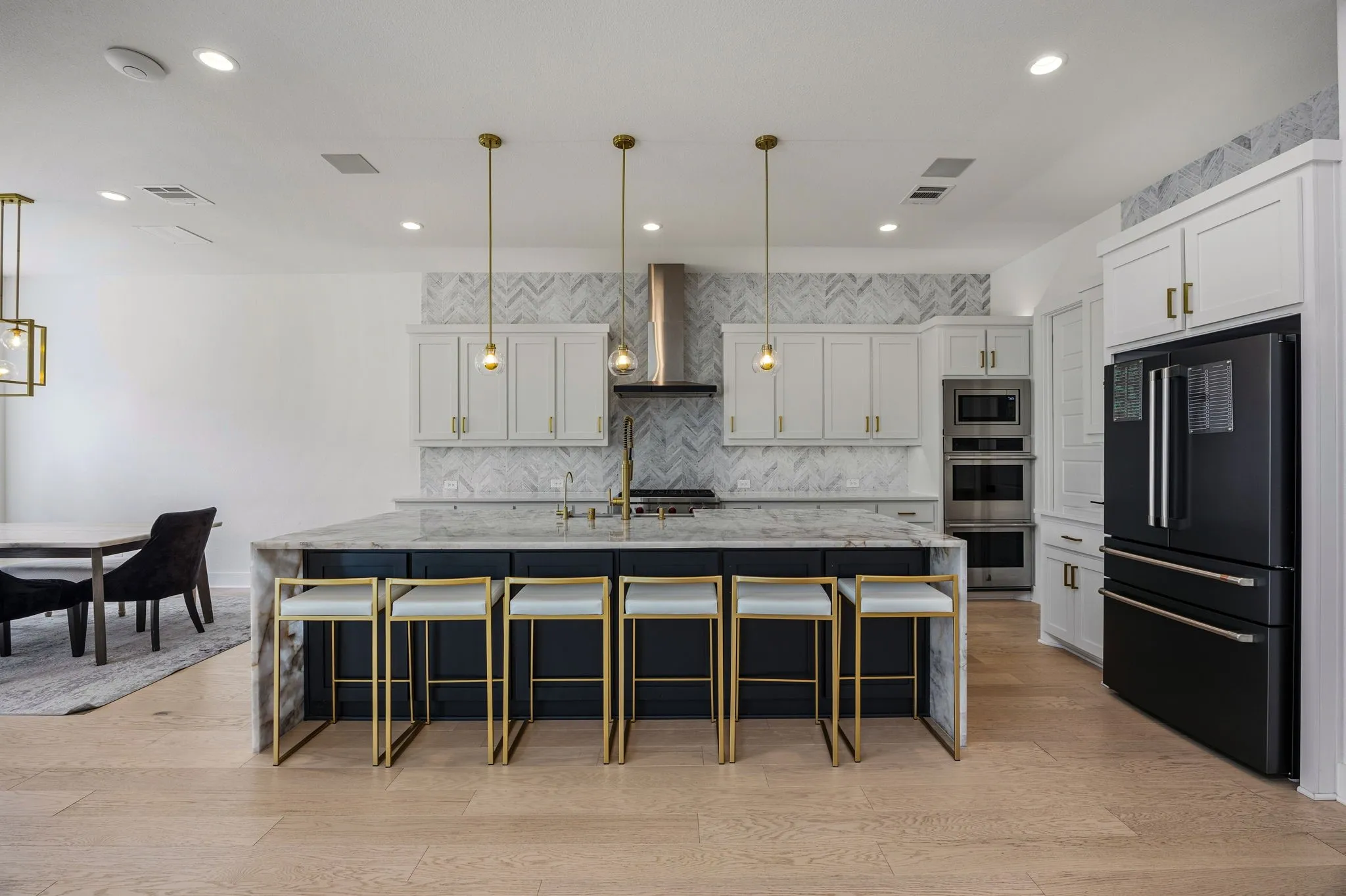 Single Family Residence For Sale in Collin County , 10472 Milkweed Court, Frisco, Texas 75035, 5 Bedroom, 6 Bathroom, 3 Garage spaces, 4,987 Sqft, built in 2024, mls#21405394, Real Estate Agent in Frisco, Homes For Sale in Collin county, Homes For Sale in Frisco, Realtor in Frisco Texas, Real Estate Brokerage Independent Realty Texas, Luminita Cordes Realtor
