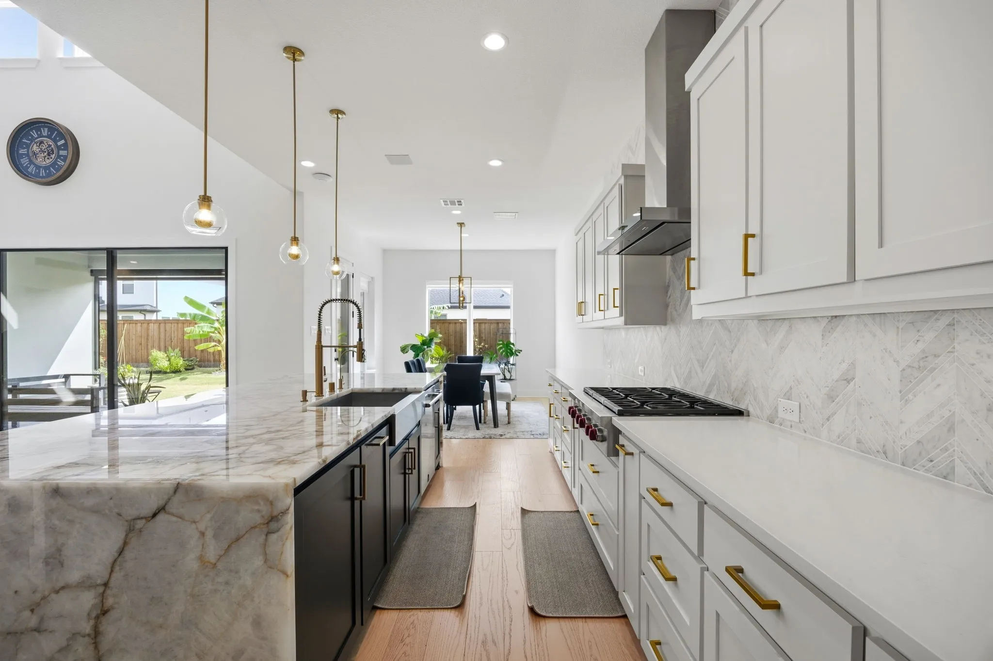 Single Family Residence For Sale in Collin County , 10472 Milkweed Court, Frisco, Texas 75035, 5 Bedroom, 6 Bathroom, 3 Garage spaces, 4,987 Sqft, built in 2024, mls#21405394, Real Estate Agent in Frisco, Homes For Sale in Collin county, Homes For Sale in Frisco, Realtor in Frisco Texas, Real Estate Brokerage Independent Realty Texas, Luminita Cordes Realtor