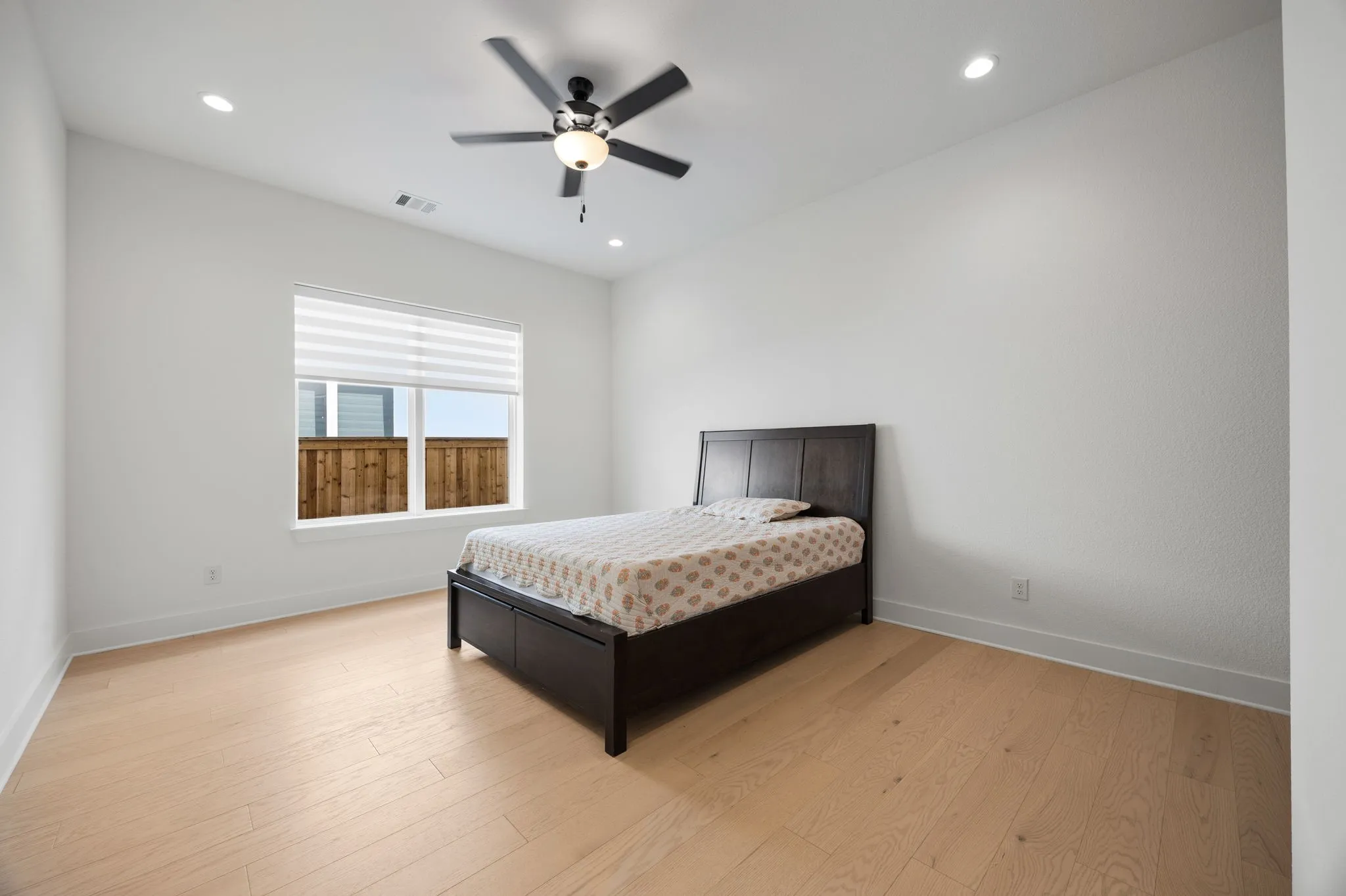 Single Family Residence For Sale in Collin County , 10472 Milkweed Court, Frisco, Texas 75035, 5 Bedroom, 6 Bathroom, 3 Garage spaces, 4,987 Sqft, built in 2024, mls#21405394, Real Estate Agent in Frisco, Homes For Sale in Collin county, Homes For Sale in Frisco, Realtor in Frisco Texas, Real Estate Brokerage Independent Realty Texas, Luminita Cordes Realtor