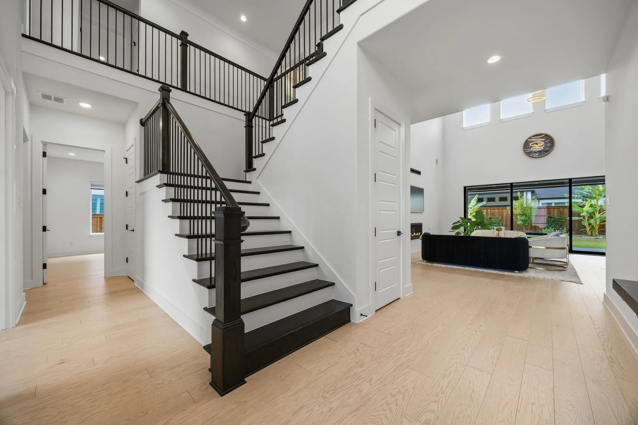 Single Family Residence For Sale in Collin County , 10472 Milkweed Court, Frisco, Texas 75035, 5 Bedroom, 6 Bathroom, 3 Garage spaces, 4,987 Sqft, built in 2024, mls#21405394, Real Estate Agent in Frisco, Homes For Sale in Collin county, Homes For Sale in Frisco, Realtor in Frisco Texas, Real Estate Brokerage Independent Realty Texas, Luminita Cordes Realtor