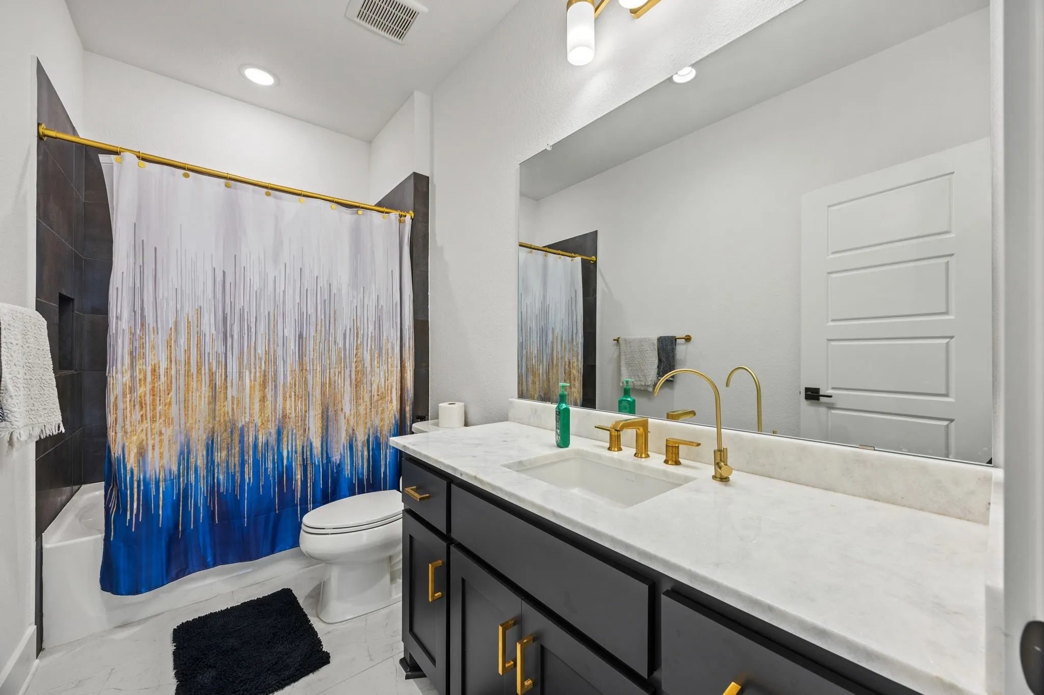 Single Family Residence For Sale in Collin County , 10472 Milkweed Court, Frisco, Texas 75035, 5 Bedroom, 6 Bathroom, 3 Garage spaces, 4,987 Sqft, built in 2024, mls#21405394, Real Estate Agent in Frisco, Homes For Sale in Collin county, Homes For Sale in Frisco, Realtor in Frisco Texas, Real Estate Brokerage Independent Realty Texas, Luminita Cordes Realtor