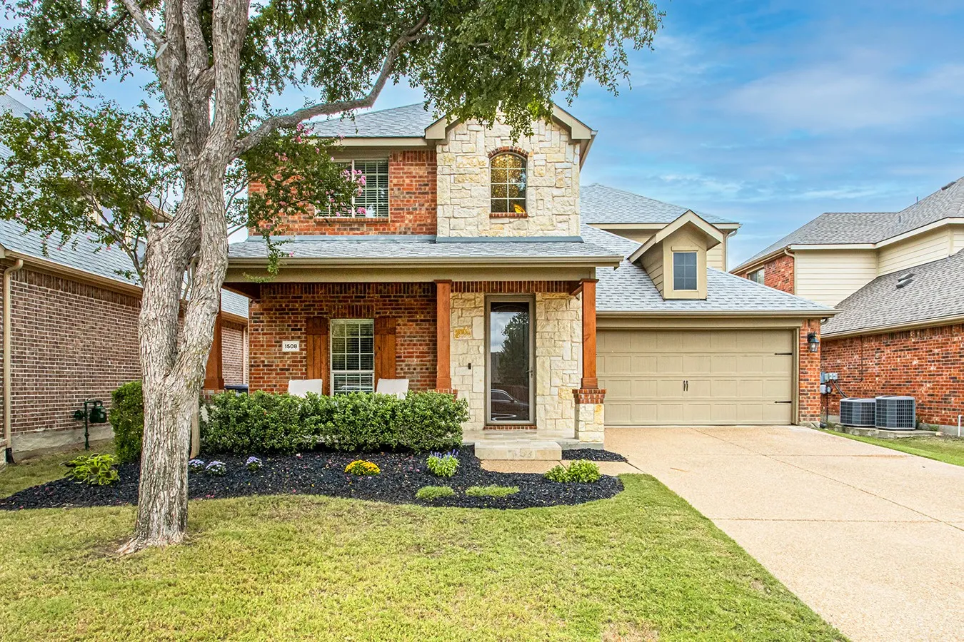 Single Family Residence For Sale in Collin County , 1508 Sunrise Drive, Mc Kinney, Texas 75071, 4 Bedroom, 4 Bathroom, 2 Garage spaces, 3,033 Sqft, built in 2008, mls#21404725, Real Estate Agent in Mc Kinney, Homes For Sale in Collin county, Homes For Sale in Mc Kinney, Realtor in Mc Kinney Texas, Real Estate Brokerage Independent Realty Texas, Luminita Cordes Realtor