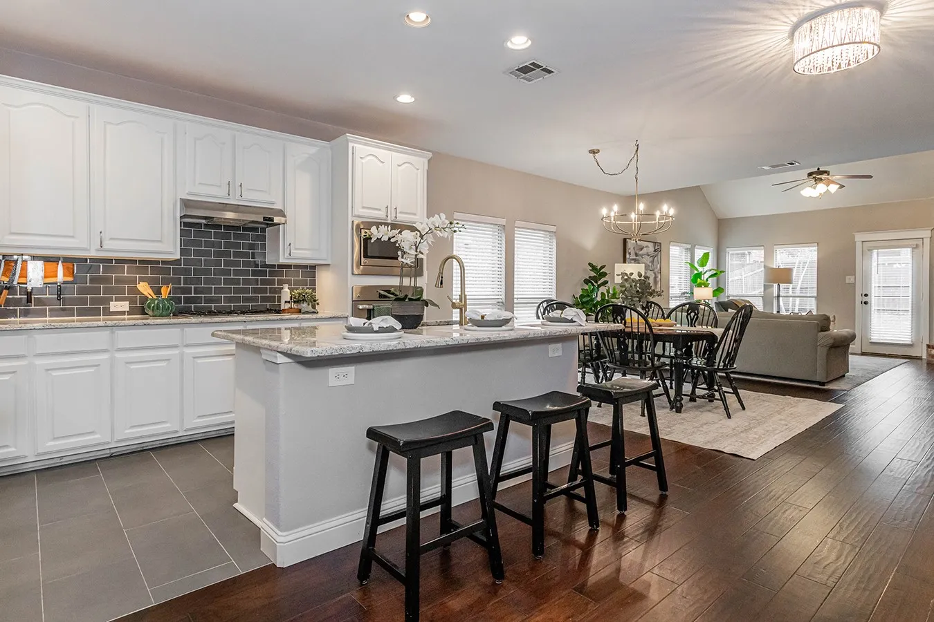 Single Family Residence For Sale in Collin County , 1508 Sunrise Drive, Mc Kinney, Texas 75071, 4 Bedroom, 4 Bathroom, 2 Garage spaces, 3,033 Sqft, built in 2008, mls#21404725, Real Estate Agent in Mc Kinney, Homes For Sale in Collin county, Homes For Sale in Mc Kinney, Realtor in Mc Kinney Texas, Real Estate Brokerage Independent Realty Texas, Luminita Cordes Realtor