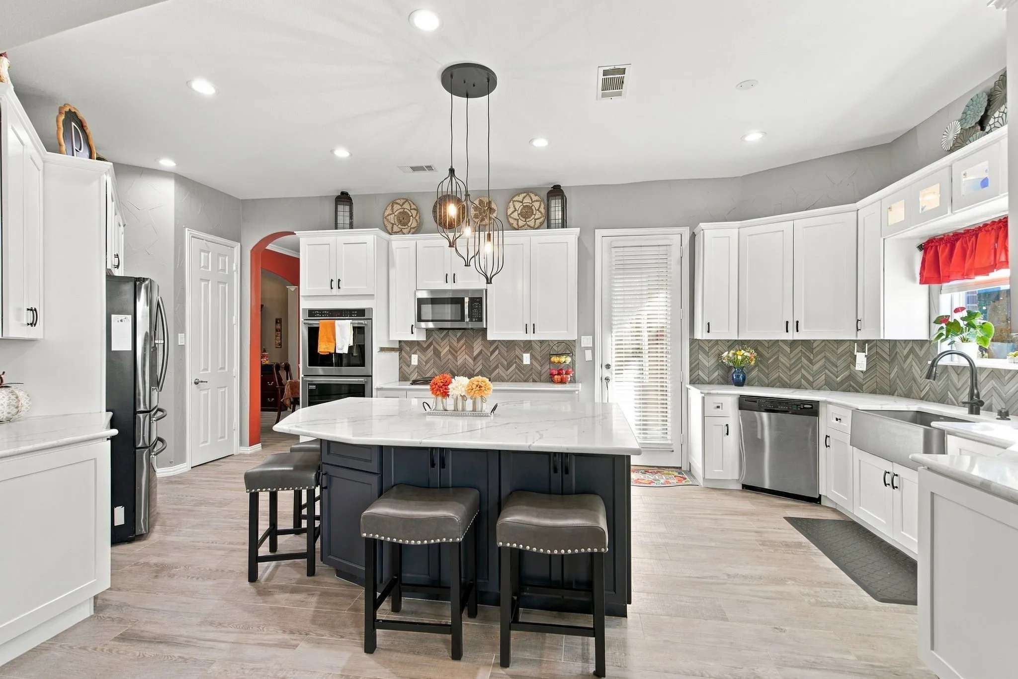 Single Family Residence For Sale in Denton County , 3001 Autumn Sage Trail, Flower Mound, Texas 75022, 5 Bedroom, 4 Bathroom, 3 Garage spaces, 3,895 Sqft, built in 2004, mls#21404872, Real Estate Agent in Flower Mound, Homes For Sale in Denton county, Homes For Sale in Flower Mound, Realtor in Flower Mound Texas, Real Estate Brokerage Independent Realty Texas, Luminita Cordes Realtor