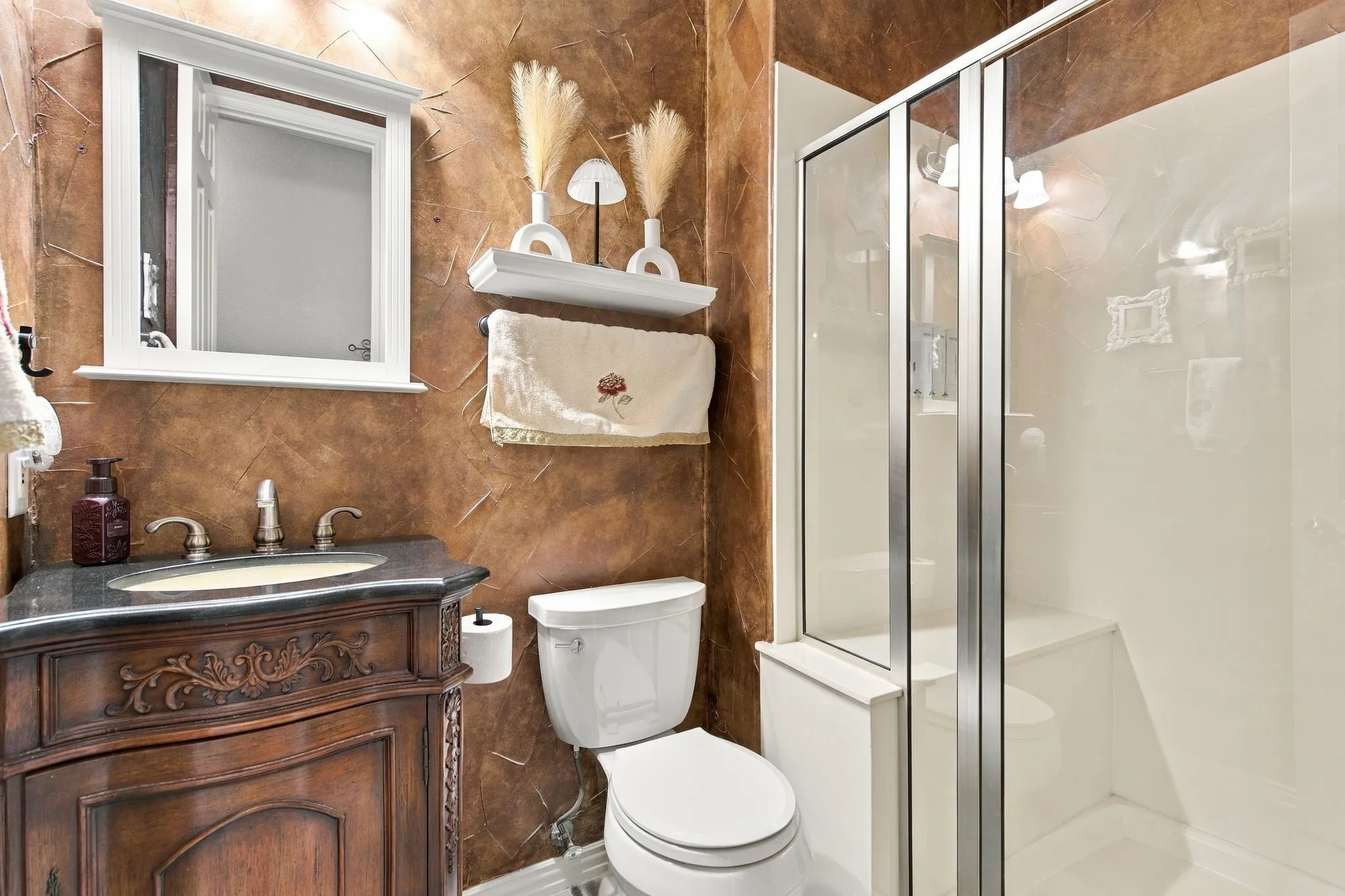 Single Family Residence For Sale in Denton County , 3001 Autumn Sage Trail, Flower Mound, Texas 75022, 5 Bedroom, 4 Bathroom, 3 Garage spaces, 3,895 Sqft, built in 2004, mls#21404872, Real Estate Agent in Flower Mound, Homes For Sale in Denton county, Homes For Sale in Flower Mound, Realtor in Flower Mound Texas, Real Estate Brokerage Independent Realty Texas, Luminita Cordes Realtor