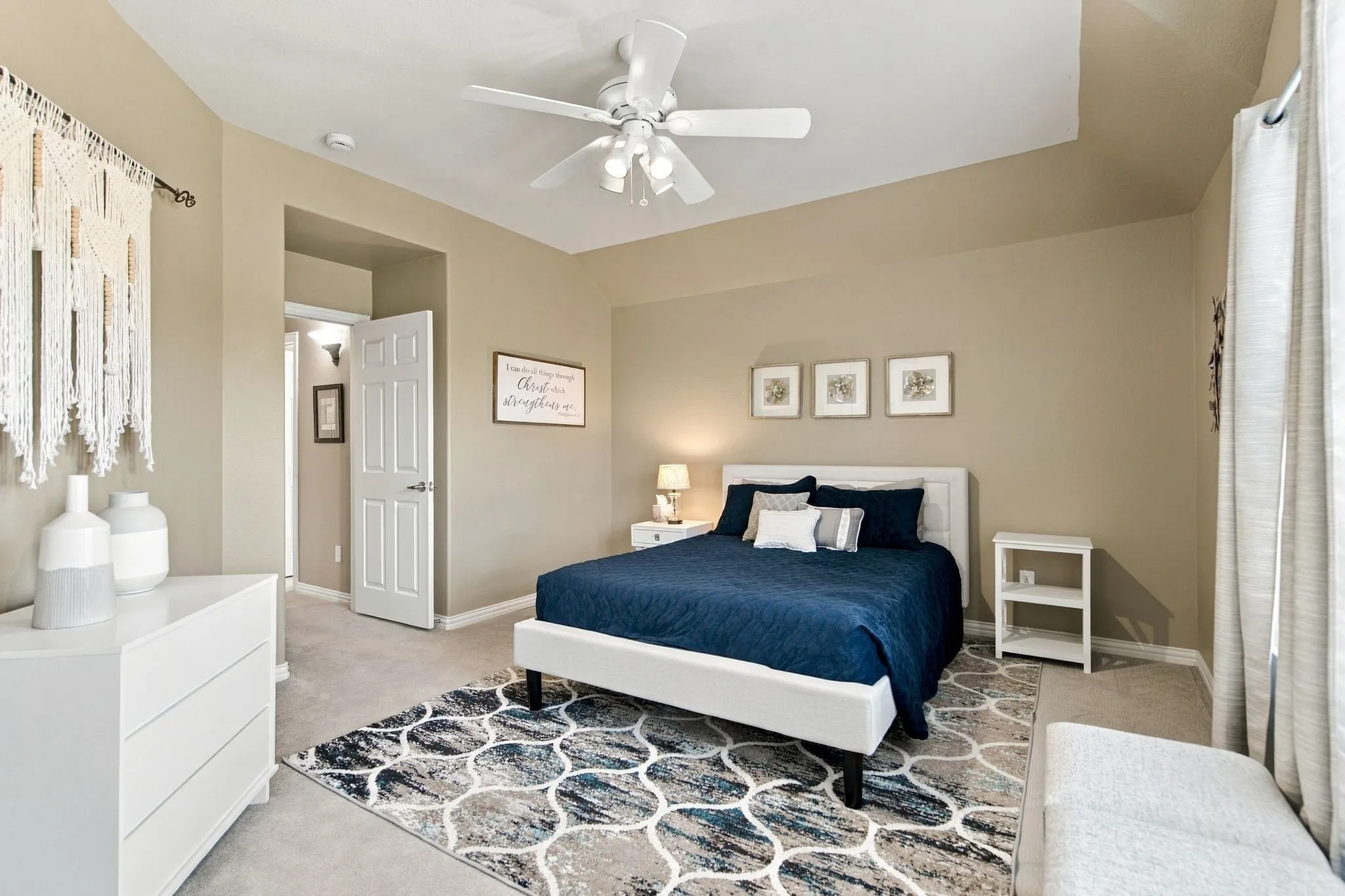 Single Family Residence For Sale in Denton County , 3001 Autumn Sage Trail, Flower Mound, Texas 75022, 5 Bedroom, 4 Bathroom, 3 Garage spaces, 3,895 Sqft, built in 2004, mls#21404872, Real Estate Agent in Flower Mound, Homes For Sale in Denton county, Homes For Sale in Flower Mound, Realtor in Flower Mound Texas, Real Estate Brokerage Independent Realty Texas, Luminita Cordes Realtor