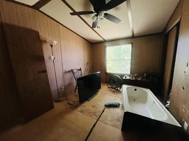 Mobile Home For Sale in Collin County , 109 Park Drive, Wylie, Texas 75098, 3 Bedroom, 2 Bathroom, Garage spaces, 1,368 Sqft, built in 1986, mls#21405404, Real Estate Agent in Wylie, Homes For Sale in Collin county, Homes For Sale in Wylie, Realtor in Wylie Texas, Real Estate Brokerage Independent Realty Texas, Luminita Cordes Realtor