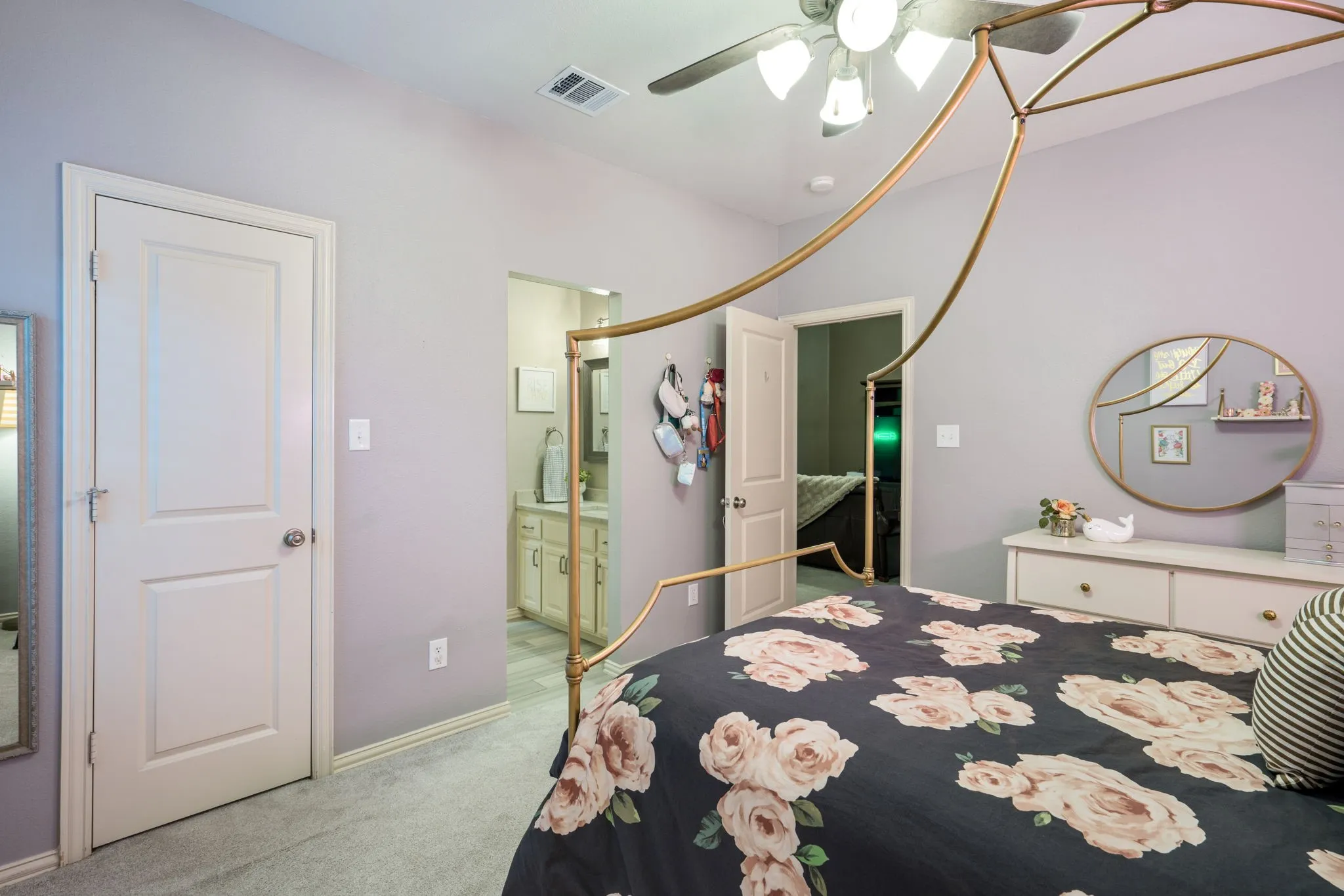 Single Family Residence For Sale in Collin County , 15605 Crown Cove Lane, Frisco, Texas 75035, 4 Bedroom, 3 Bathroom, 3 Garage spaces, 3,263 Sqft, built in 2004, mls#21404447, Real Estate Agent in Frisco, Homes For Sale in Collin county, Homes For Sale in Frisco, Realtor in Frisco Texas, Real Estate Brokerage Independent Realty Texas, Luminita Cordes Realtor