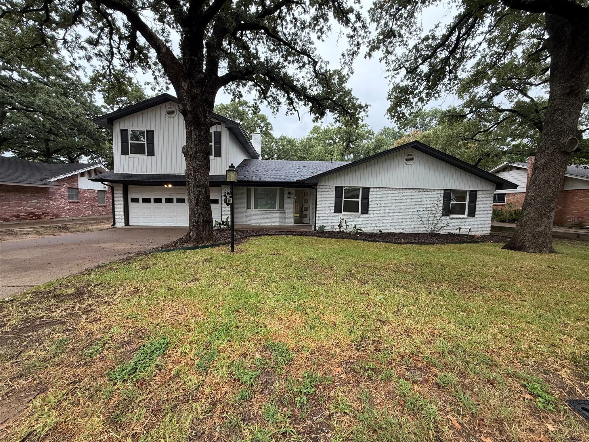 Single Family Residence For Sale