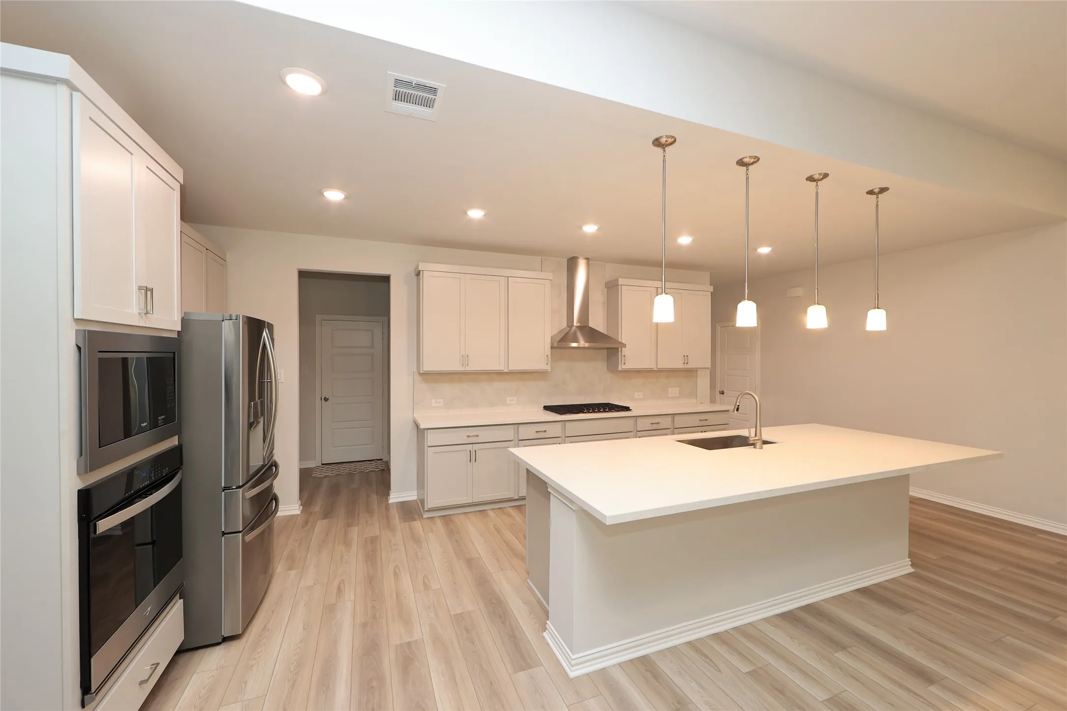 Single Family Residence For Sale in Denton County , 2305 Valencia Drive, Little Elm, Texas 75068, 4 Bedroom, 4 Bathroom, 3 Garage spaces, 2,786 Sqft, built in 2025, mls#21405409, Real Estate Agent in Little Elm, Homes For Sale in Denton county, Homes For Sale in Little Elm, Realtor in Little Elm Texas, Real Estate Brokerage Independent Realty Texas, Luminita Cordes Realtor