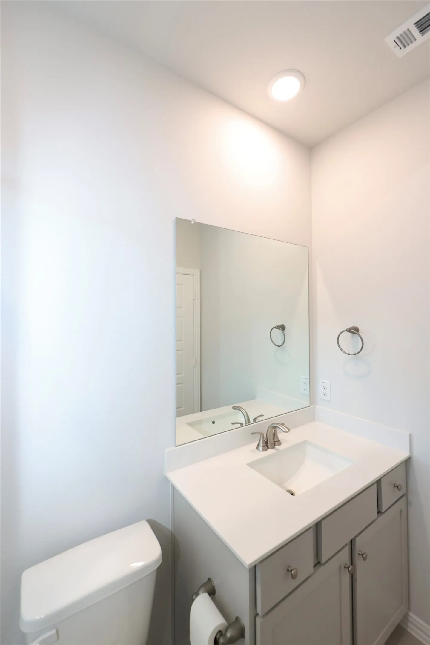 Single Family Residence For Sale in Denton County , 2305 Valencia Drive, Little Elm, Texas 75068, 4 Bedroom, 4 Bathroom, 3 Garage spaces, 2,786 Sqft, built in 2025, mls#21405409, Real Estate Agent in Little Elm, Homes For Sale in Denton county, Homes For Sale in Little Elm, Realtor in Little Elm Texas, Real Estate Brokerage Independent Realty Texas, Luminita Cordes Realtor