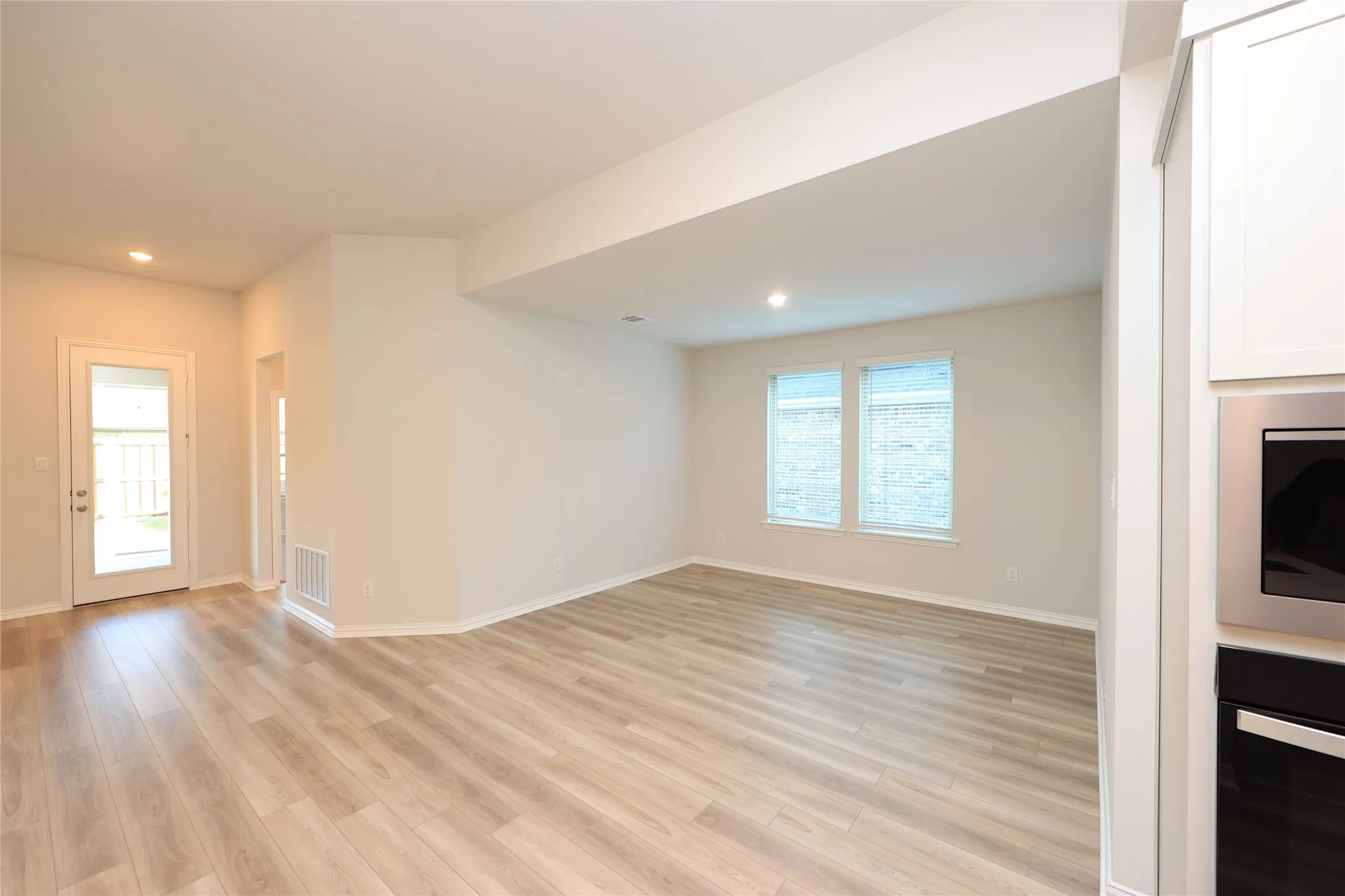 Single Family Residence For Sale in Denton County , 2305 Valencia Drive, Little Elm, Texas 75068, 4 Bedroom, 4 Bathroom, 3 Garage spaces, 2,786 Sqft, built in 2025, mls#21405409, Real Estate Agent in Little Elm, Homes For Sale in Denton county, Homes For Sale in Little Elm, Realtor in Little Elm Texas, Real Estate Brokerage Independent Realty Texas, Luminita Cordes Realtor