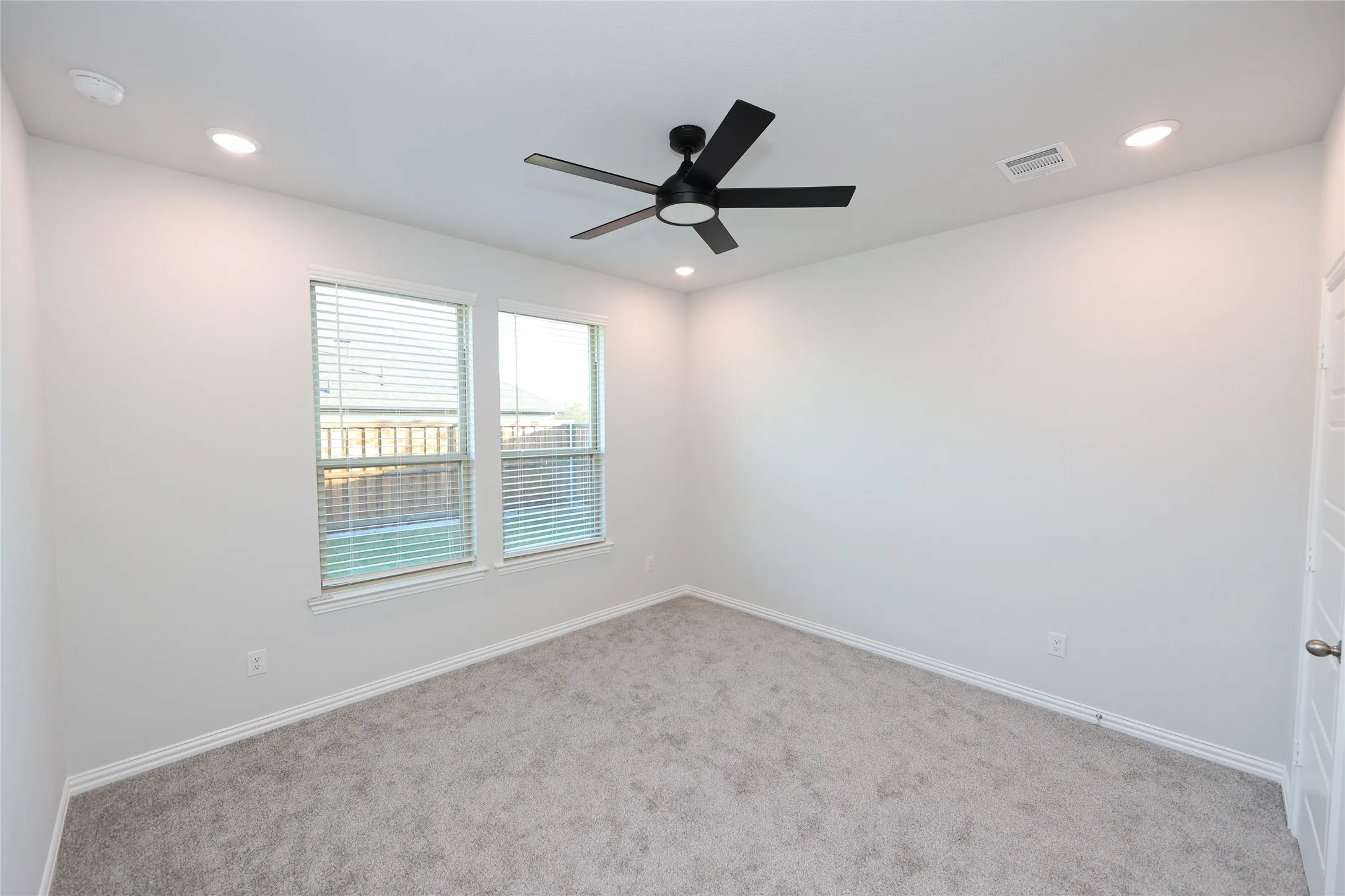 Single Family Residence For Sale in Denton County , 2305 Valencia Drive, Little Elm, Texas 75068, 4 Bedroom, 4 Bathroom, 3 Garage spaces, 2,786 Sqft, built in 2025, mls#21405409, Real Estate Agent in Little Elm, Homes For Sale in Denton county, Homes For Sale in Little Elm, Realtor in Little Elm Texas, Real Estate Brokerage Independent Realty Texas, Luminita Cordes Realtor