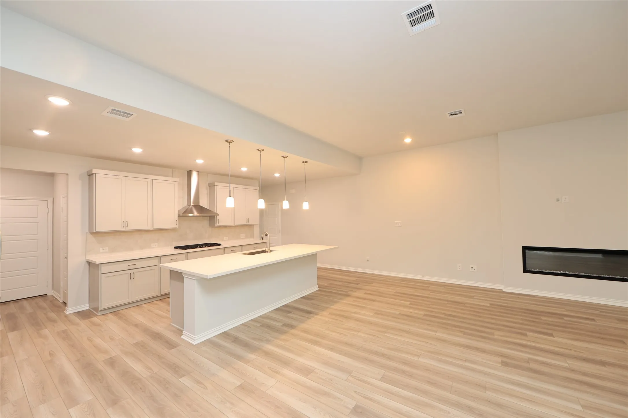 Single Family Residence For Sale in Denton County , 2305 Valencia Drive, Little Elm, Texas 75068, 4 Bedroom, 4 Bathroom, 3 Garage spaces, 2,786 Sqft, built in 2025, mls#21405409, Real Estate Agent in Little Elm, Homes For Sale in Denton county, Homes For Sale in Little Elm, Realtor in Little Elm Texas, Real Estate Brokerage Independent Realty Texas, Luminita Cordes Realtor
