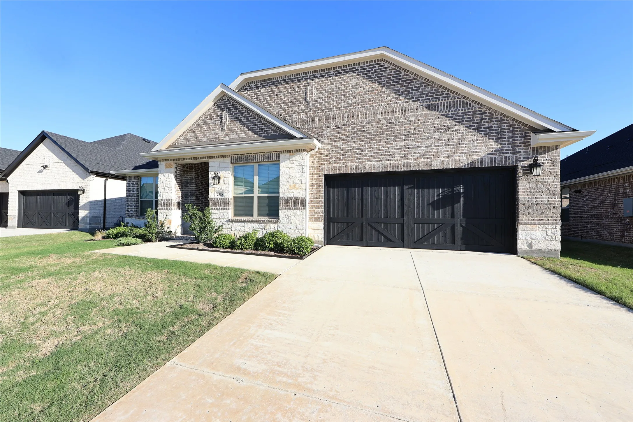 Single Family Residence For Sale in Denton County , 2305 Valencia Drive, Little Elm, Texas 75068, 4 Bedroom, 4 Bathroom, 3 Garage spaces, 2,786 Sqft, built in 2025, mls#21405409, Real Estate Agent in Little Elm, Homes For Sale in Denton county, Homes For Sale in Little Elm, Realtor in Little Elm Texas, Real Estate Brokerage Independent Realty Texas, Luminita Cordes Realtor