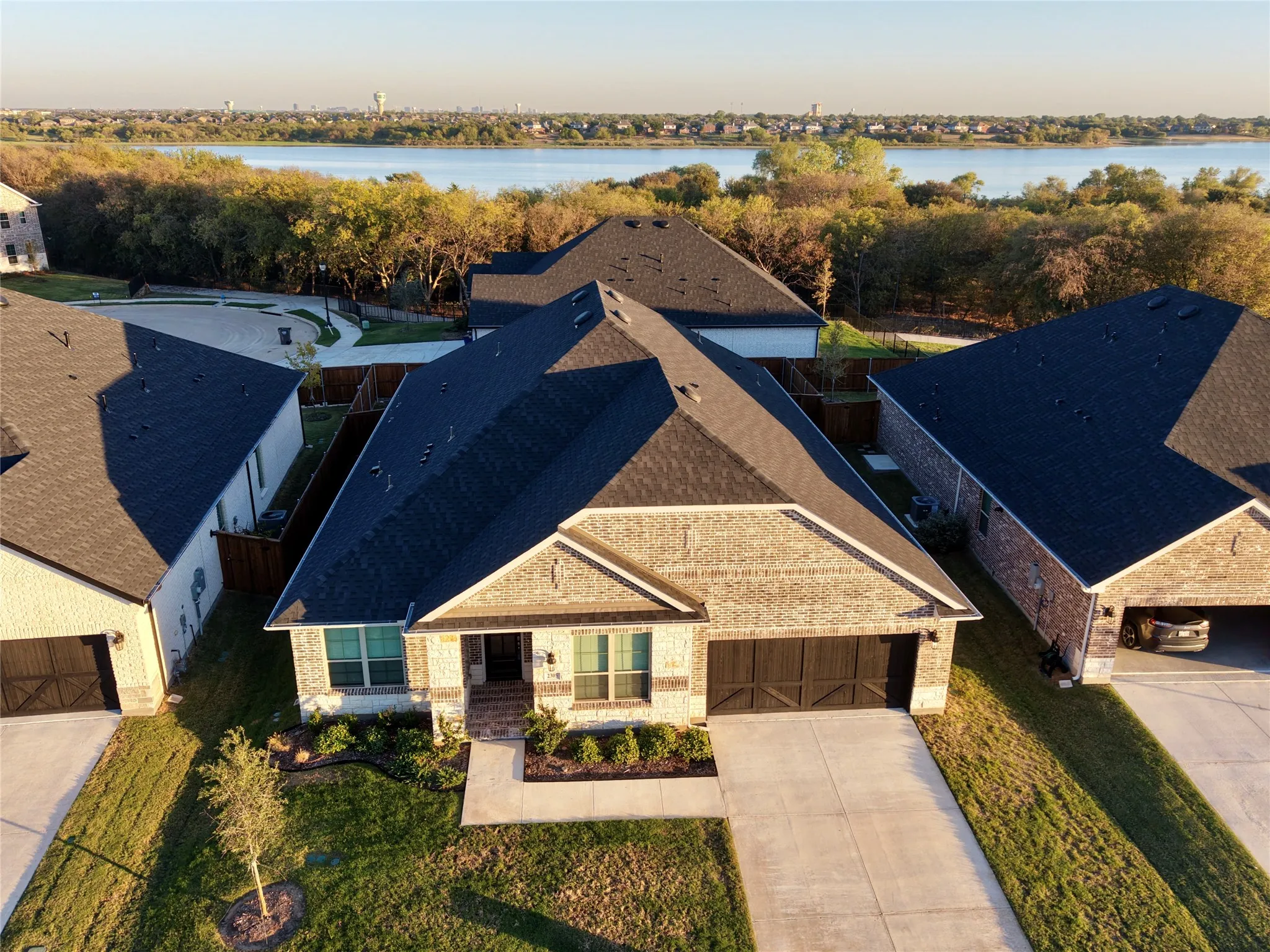 Single Family Residence For Sale in Denton County , 2305 Valencia Drive, Little Elm, Texas 75068, 4 Bedroom, 4 Bathroom, 3 Garage spaces, 2,786 Sqft, built in 2025, mls#21405409, Real Estate Agent in Little Elm, Homes For Sale in Denton county, Homes For Sale in Little Elm, Realtor in Little Elm Texas, Real Estate Brokerage Independent Realty Texas, Luminita Cordes Realtor