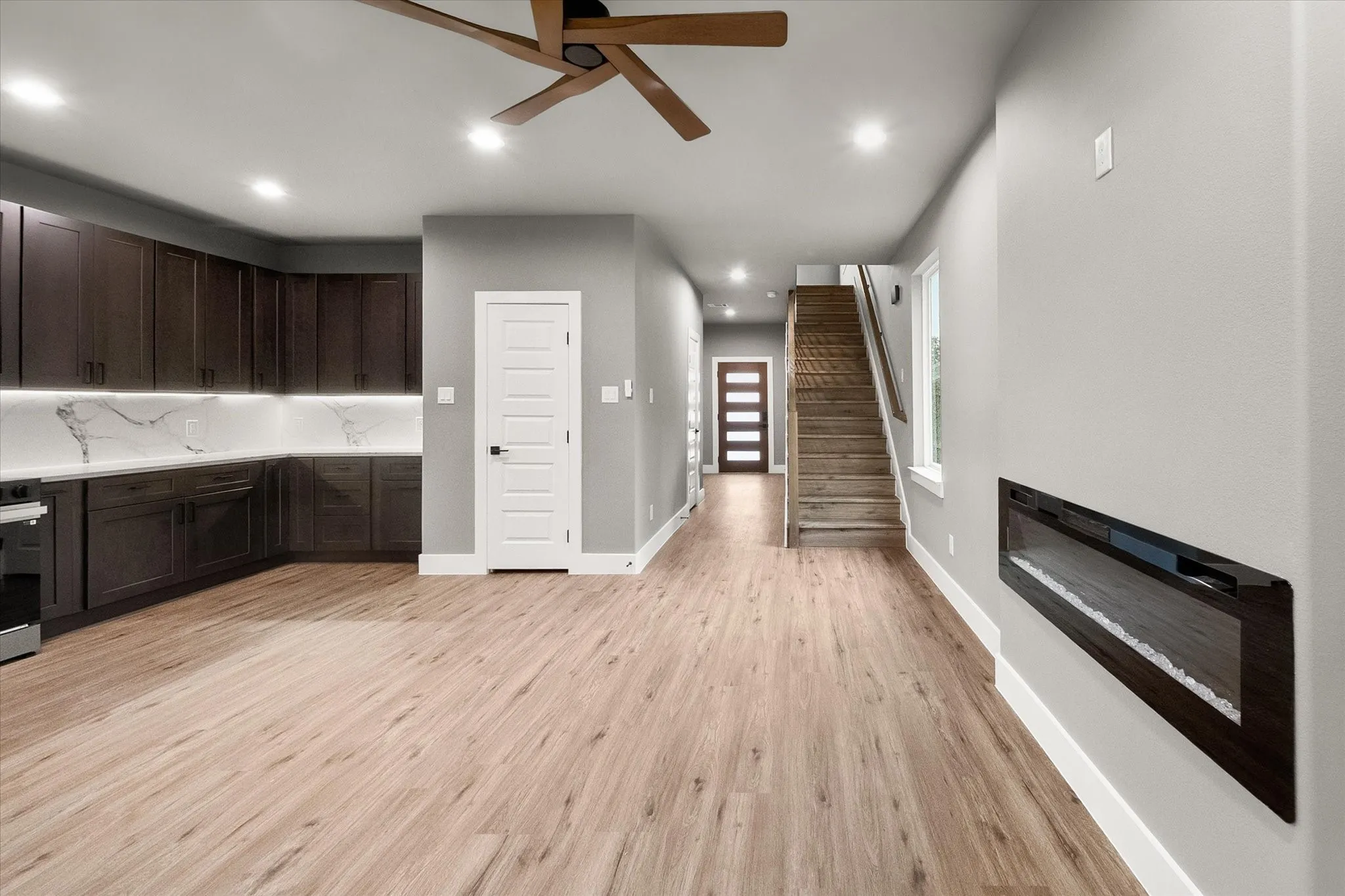 Single Family Residence For Sale in Grayson County , 101 Iron Horse Lane, Denison, Texas 75020, 4 Bedroom, 3 Bathroom, 2 Garage spaces, 1,870 Sqft, built in 2026, mls#21404389, Real Estate Agent in Denison, Homes For Sale in Grayson county, Homes For Sale in Denison, Realtor in Denison Texas, Real Estate Brokerage Independent Realty Texas, Luminita Cordes Realtor