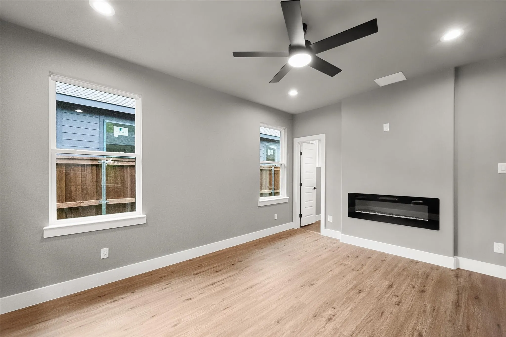 Single Family Residence For Sale in Grayson County , 101 Iron Horse Lane, Denison, Texas 75020, 4 Bedroom, 3 Bathroom, 2 Garage spaces, 1,870 Sqft, built in 2026, mls#21404389, Real Estate Agent in Denison, Homes For Sale in Grayson county, Homes For Sale in Denison, Realtor in Denison Texas, Real Estate Brokerage Independent Realty Texas, Luminita Cordes Realtor