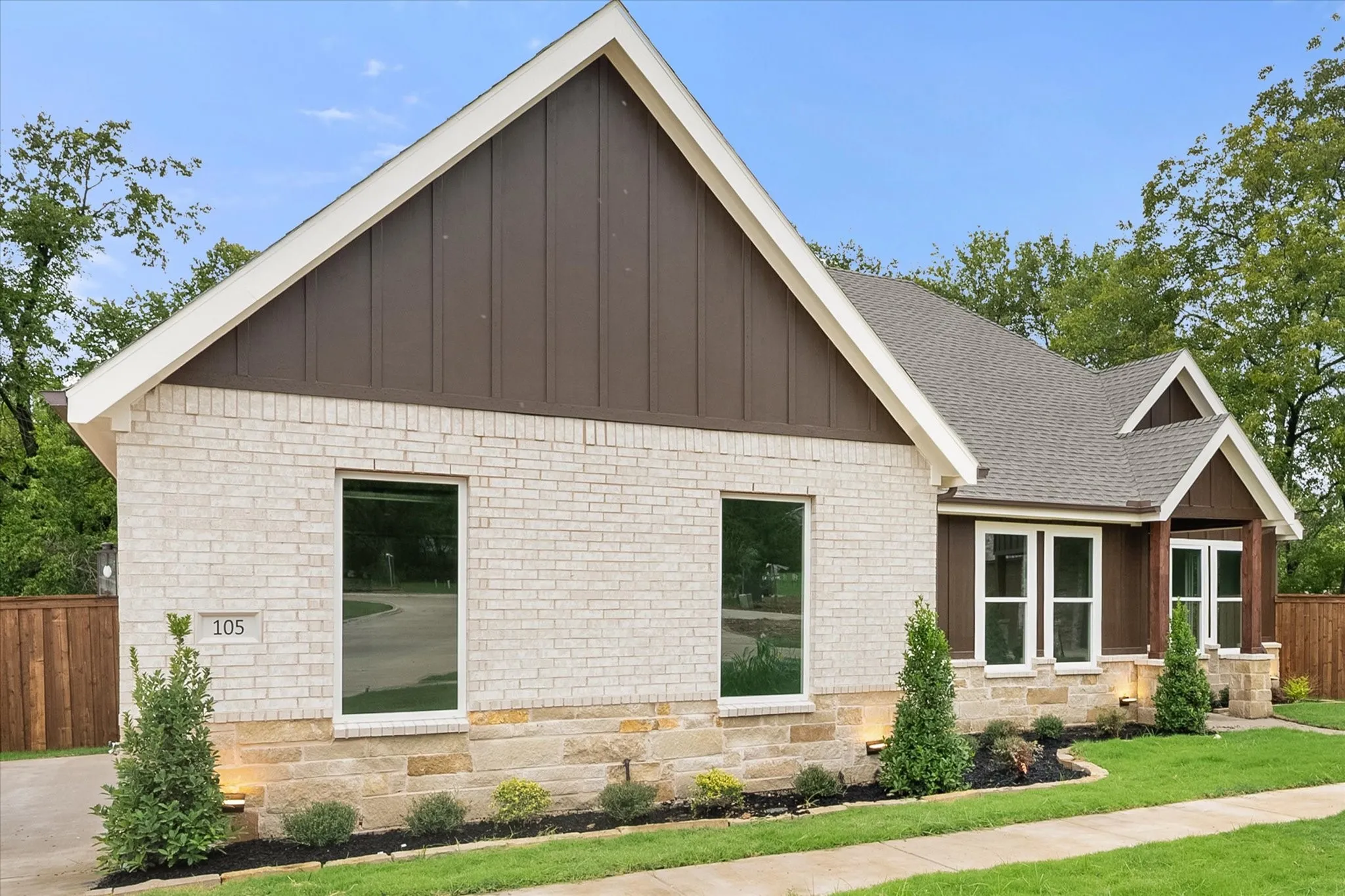 Single Family Residence For Sale in Grayson County , 105 Iron Horse Lane, Denison, Texas 75020, 4 Bedroom, 3 Bathroom, 2 Garage spaces, 1,700 Sqft, built in 2026, mls#21405382, Real Estate Agent in Denison, Homes For Sale in Grayson county, Homes For Sale in Denison, Realtor in Denison Texas, Real Estate Brokerage Independent Realty Texas, Luminita Cordes Realtor