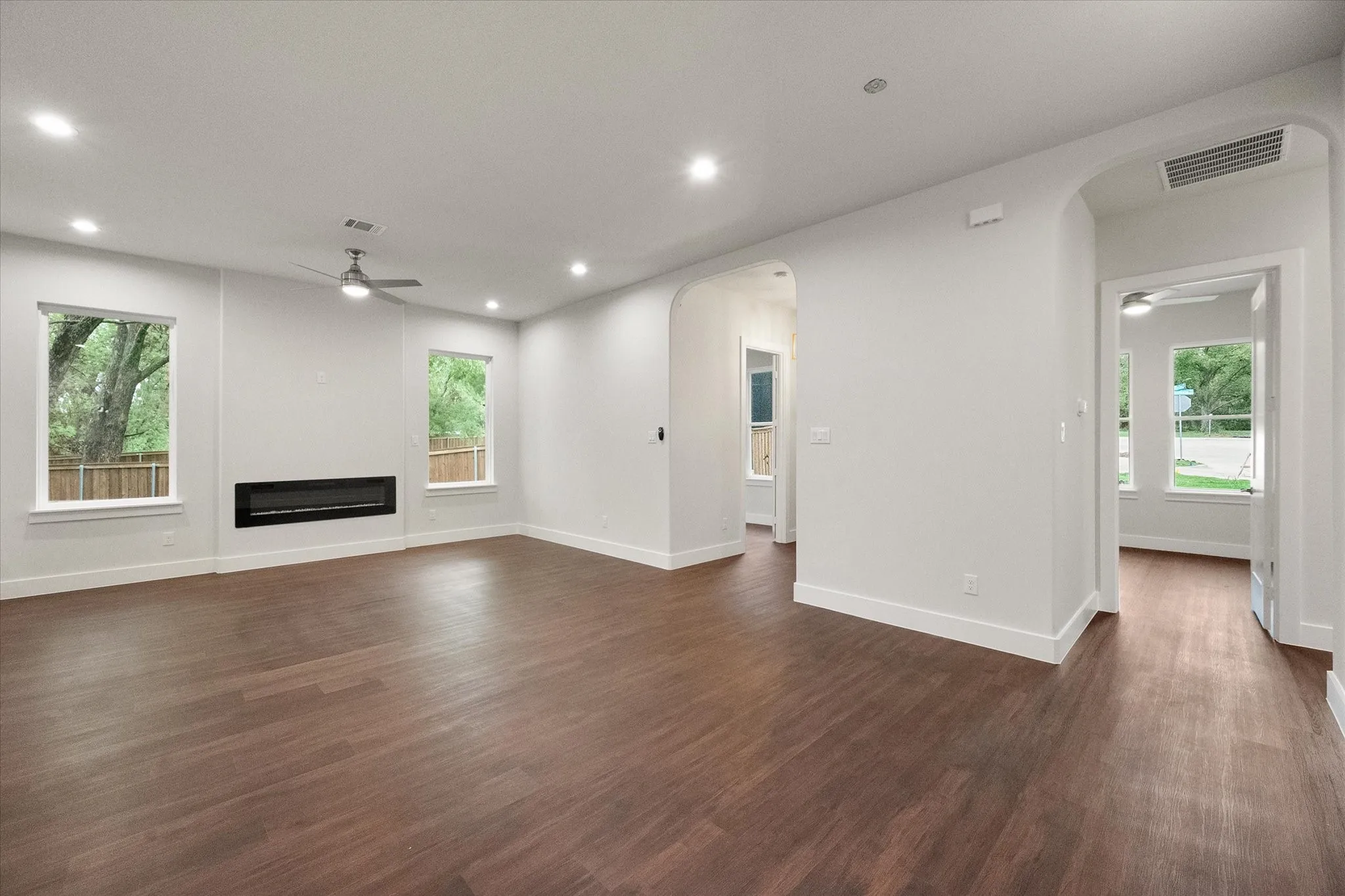 Single Family Residence For Sale in Grayson County , 105 Iron Horse Lane, Denison, Texas 75020, 4 Bedroom, 3 Bathroom, 2 Garage spaces, 1,700 Sqft, built in 2026, mls#21405382, Real Estate Agent in Denison, Homes For Sale in Grayson county, Homes For Sale in Denison, Realtor in Denison Texas, Real Estate Brokerage Independent Realty Texas, Luminita Cordes Realtor