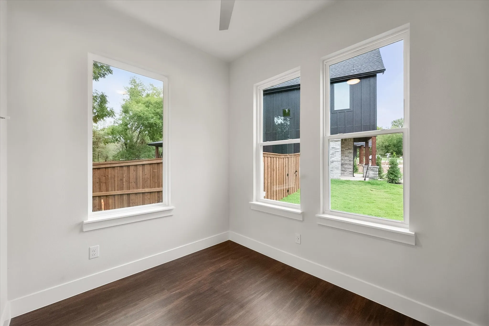 Single Family Residence For Sale in Grayson County , 105 Iron Horse Lane, Denison, Texas 75020, 4 Bedroom, 3 Bathroom, 2 Garage spaces, 1,700 Sqft, built in 2026, mls#21405382, Real Estate Agent in Denison, Homes For Sale in Grayson county, Homes For Sale in Denison, Realtor in Denison Texas, Real Estate Brokerage Independent Realty Texas, Luminita Cordes Realtor