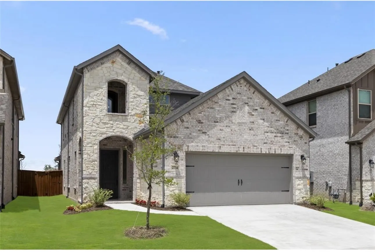 Single Family Residence For Sale