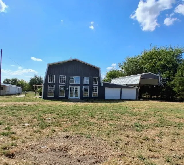 Single Family Residence For Sale in Lamar County , 833 County Road 33100, Sumner, Texas 75486, 2 Bedroom, 3 Bathroom, 2 Garage spaces, 2,077 Sqft, built in 1994, mls#21403971, Real Estate Agent in Sumner, Homes For Sale in Lamar county, Homes For Sale in Sumner, Realtor in Sumner Texas, Real Estate Brokerage Independent Realty Texas, Luminita Cordes Realtor