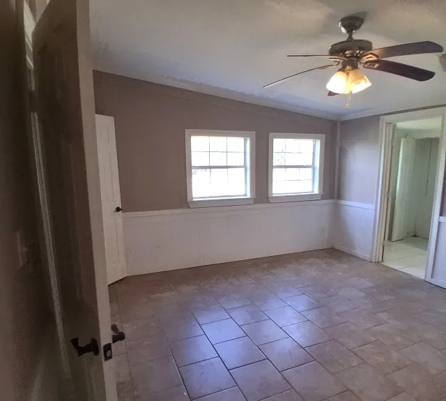 Single Family Residence For Sale in Lamar County , 833 County Road 33100, Sumner, Texas 75486, 2 Bedroom, 3 Bathroom, 2 Garage spaces, 2,077 Sqft, built in 1994, mls#21403971, Real Estate Agent in Sumner, Homes For Sale in Lamar county, Homes For Sale in Sumner, Realtor in Sumner Texas, Real Estate Brokerage Independent Realty Texas, Luminita Cordes Realtor