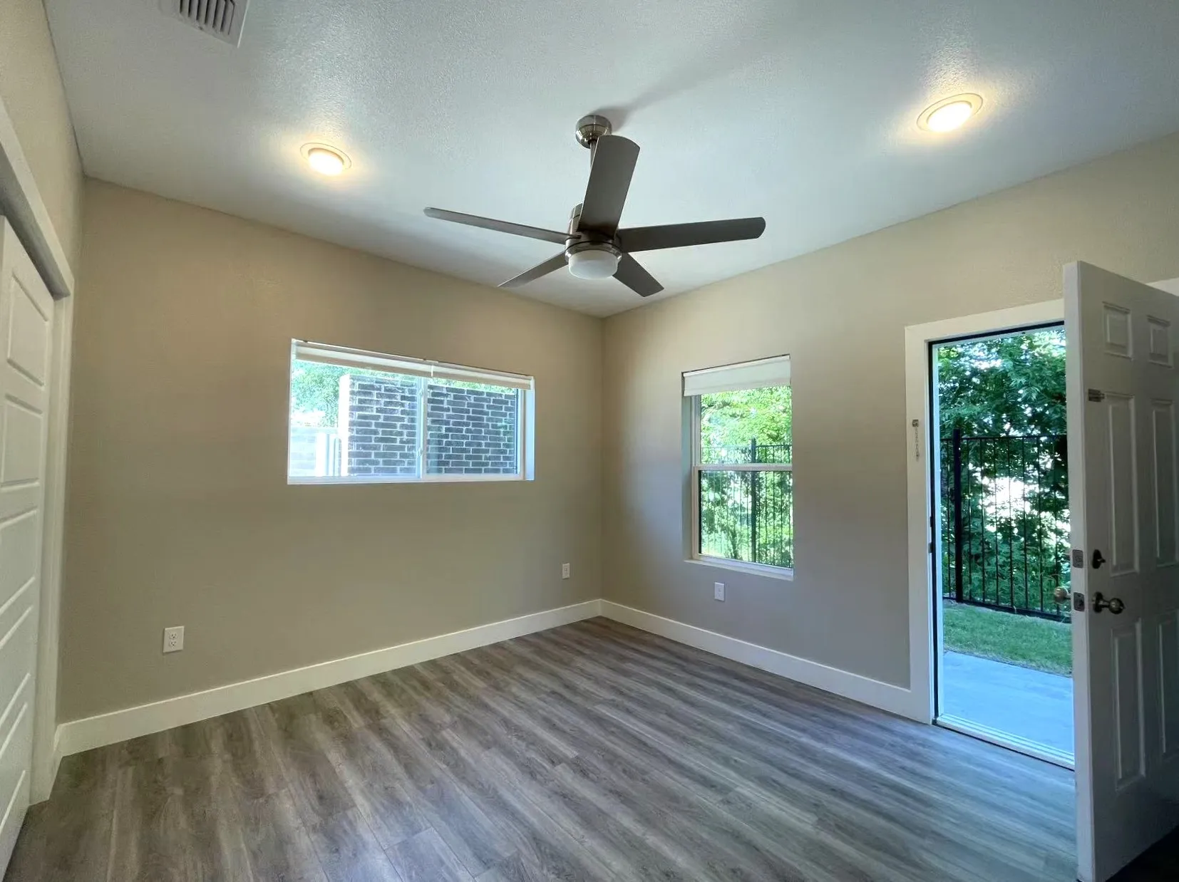 Apartment For Rent in Rockwall County , 481 Richlands Way 102, Fate, Texas 75087, 2 Bedroom, 2 Bathroom, Garage spaces, 1,050 Sqft, built in 2025, mls#21405431, Real Estate Agent in Fate, Homes For Rent in Rockwall county, Homes For Rent in Fate, Realtor in Fate Texas, Real Estate Brokerage Independent Realty Texas, Luminita Cordes Realtor