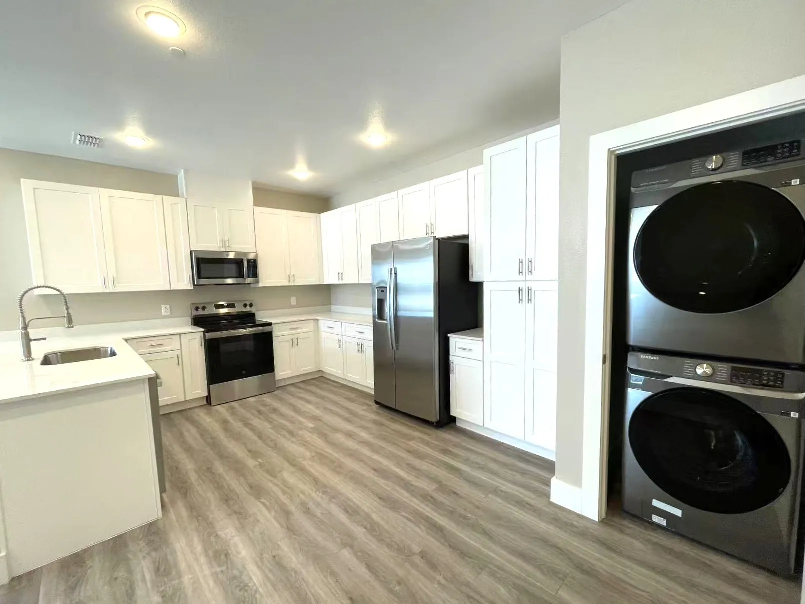 Apartment For Rent in Rockwall County , 481 Richlands Way 102, Fate, Texas 75087, 2 Bedroom, 2 Bathroom, Garage spaces, 1,050 Sqft, built in 2025, mls#21405431, Real Estate Agent in Fate, Homes For Rent in Rockwall county, Homes For Rent in Fate, Realtor in Fate Texas, Real Estate Brokerage Independent Realty Texas, Luminita Cordes Realtor