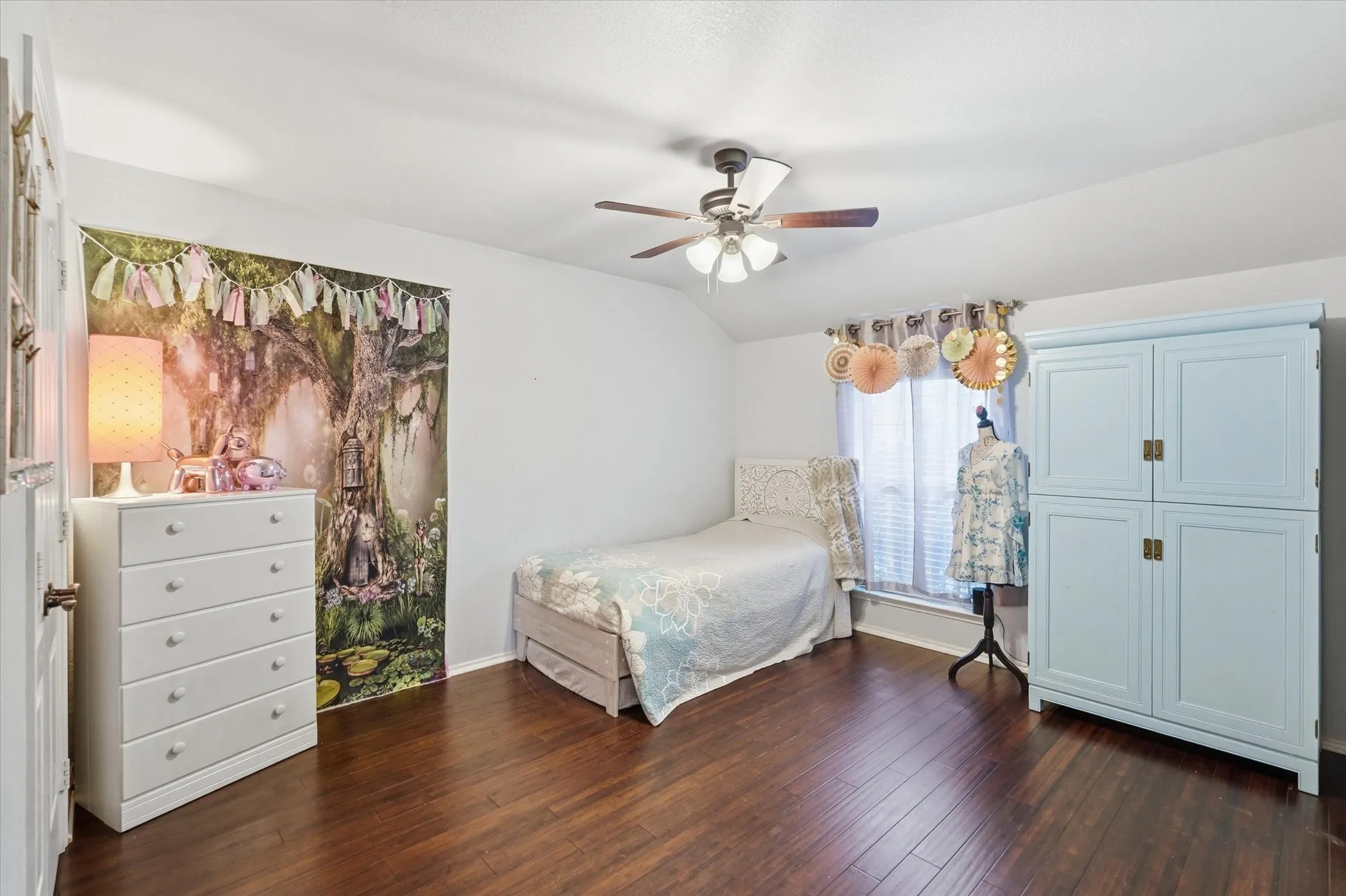 Single Family Residence For Rent in Rockwall County , 114 Clydesdale Drive, Fate, Texas 75087, 5 Bedroom, 3 Bathroom, 3 Garage spaces, 2,492 Sqft, built in 2003, mls#21403534, Real Estate Agent in Fate, Homes For Rent in Rockwall county, Homes For Rent in Fate, Realtor in Fate Texas, Real Estate Brokerage Independent Realty Texas, Luminita Cordes Realtor