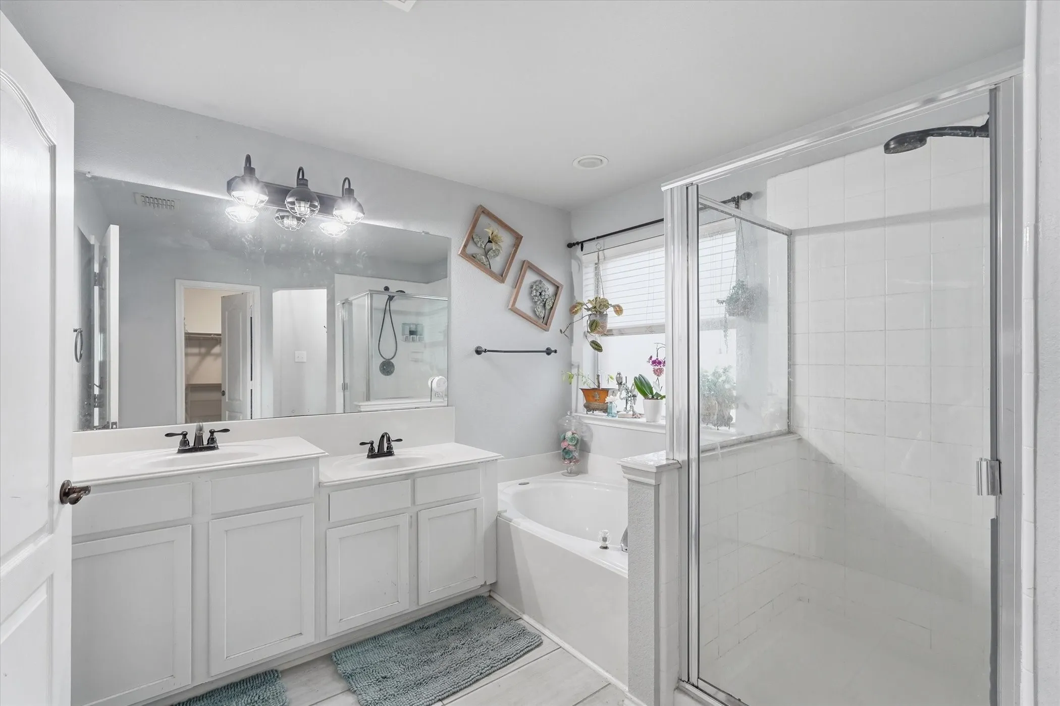 Single Family Residence For Rent in Rockwall County , 114 Clydesdale Drive, Fate, Texas 75087, 5 Bedroom, 3 Bathroom, 3 Garage spaces, 2,492 Sqft, built in 2003, mls#21403534, Real Estate Agent in Fate, Homes For Rent in Rockwall county, Homes For Rent in Fate, Realtor in Fate Texas, Real Estate Brokerage Independent Realty Texas, Luminita Cordes Realtor