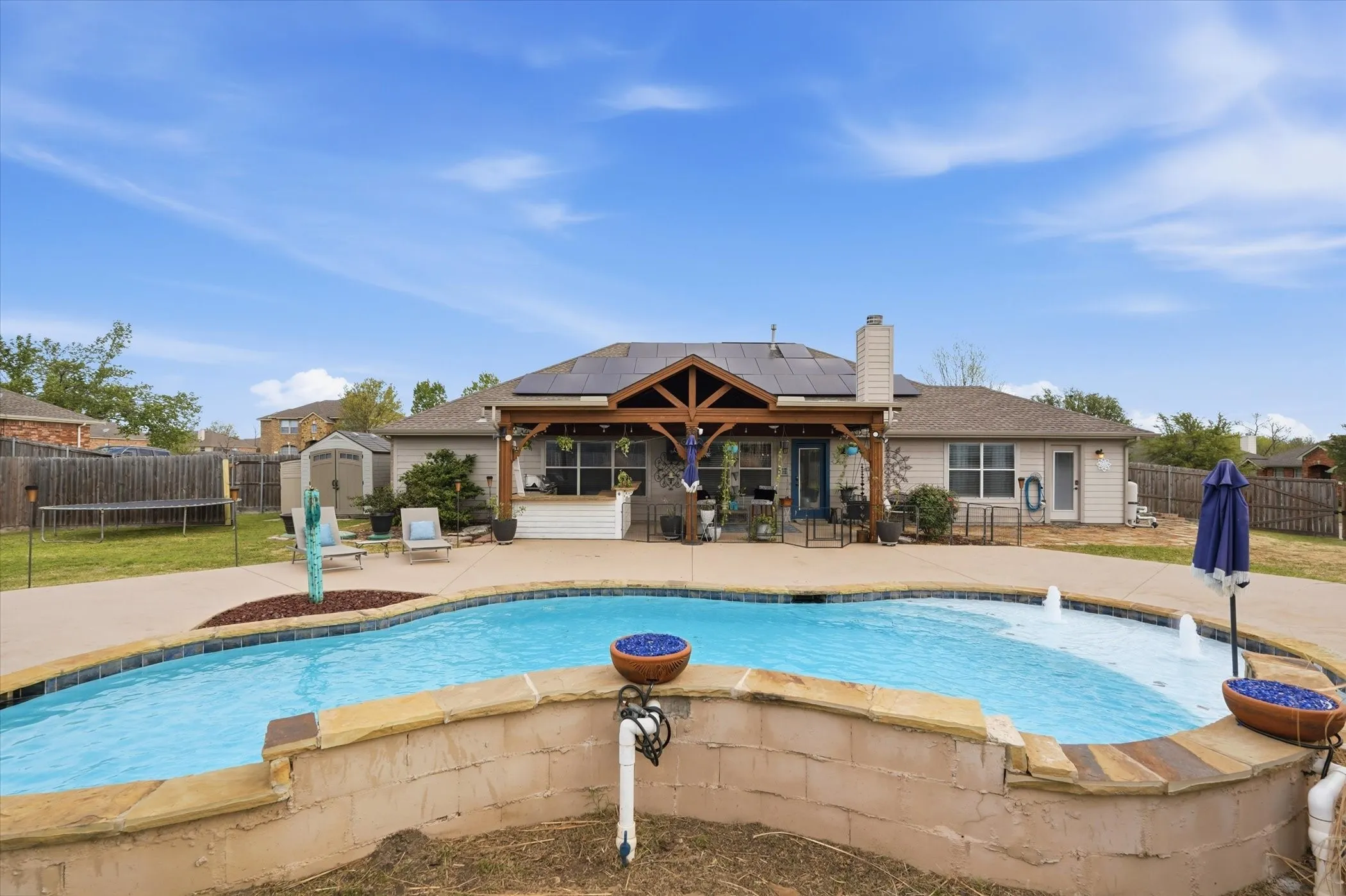 Single Family Residence For Rent in Rockwall County , 114 Clydesdale Drive, Fate, Texas 75087, 5 Bedroom, 3 Bathroom, 3 Garage spaces, 2,492 Sqft, built in 2003, mls#21403534, Real Estate Agent in Fate, Homes For Rent in Rockwall county, Homes For Rent in Fate, Realtor in Fate Texas, Real Estate Brokerage Independent Realty Texas, Luminita Cordes Realtor