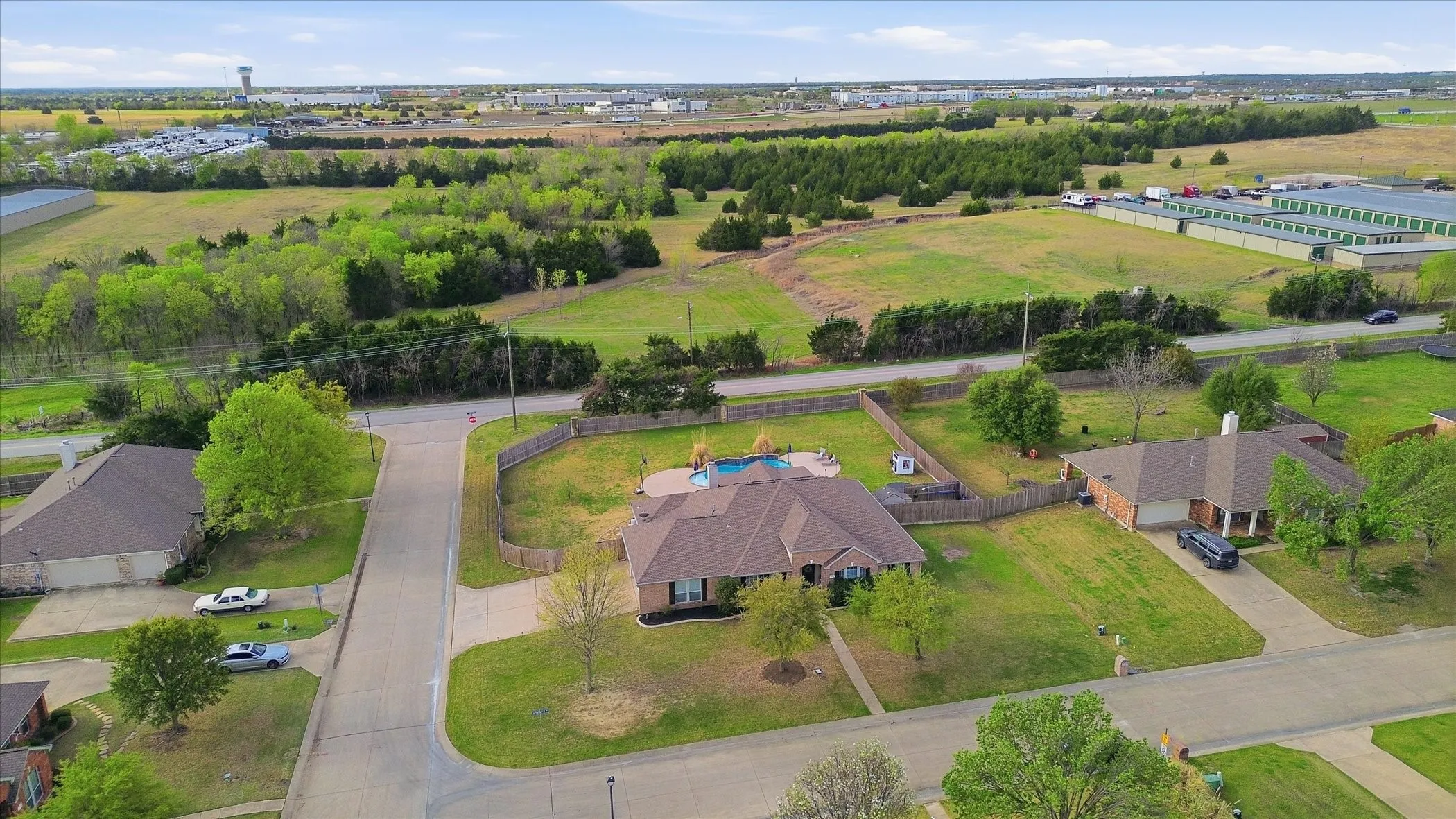 Single Family Residence For Rent in Rockwall County , 114 Clydesdale Drive, Fate, Texas 75087, 5 Bedroom, 3 Bathroom, 3 Garage spaces, 2,492 Sqft, built in 2003, mls#21403534, Real Estate Agent in Fate, Homes For Rent in Rockwall county, Homes For Rent in Fate, Realtor in Fate Texas, Real Estate Brokerage Independent Realty Texas, Luminita Cordes Realtor