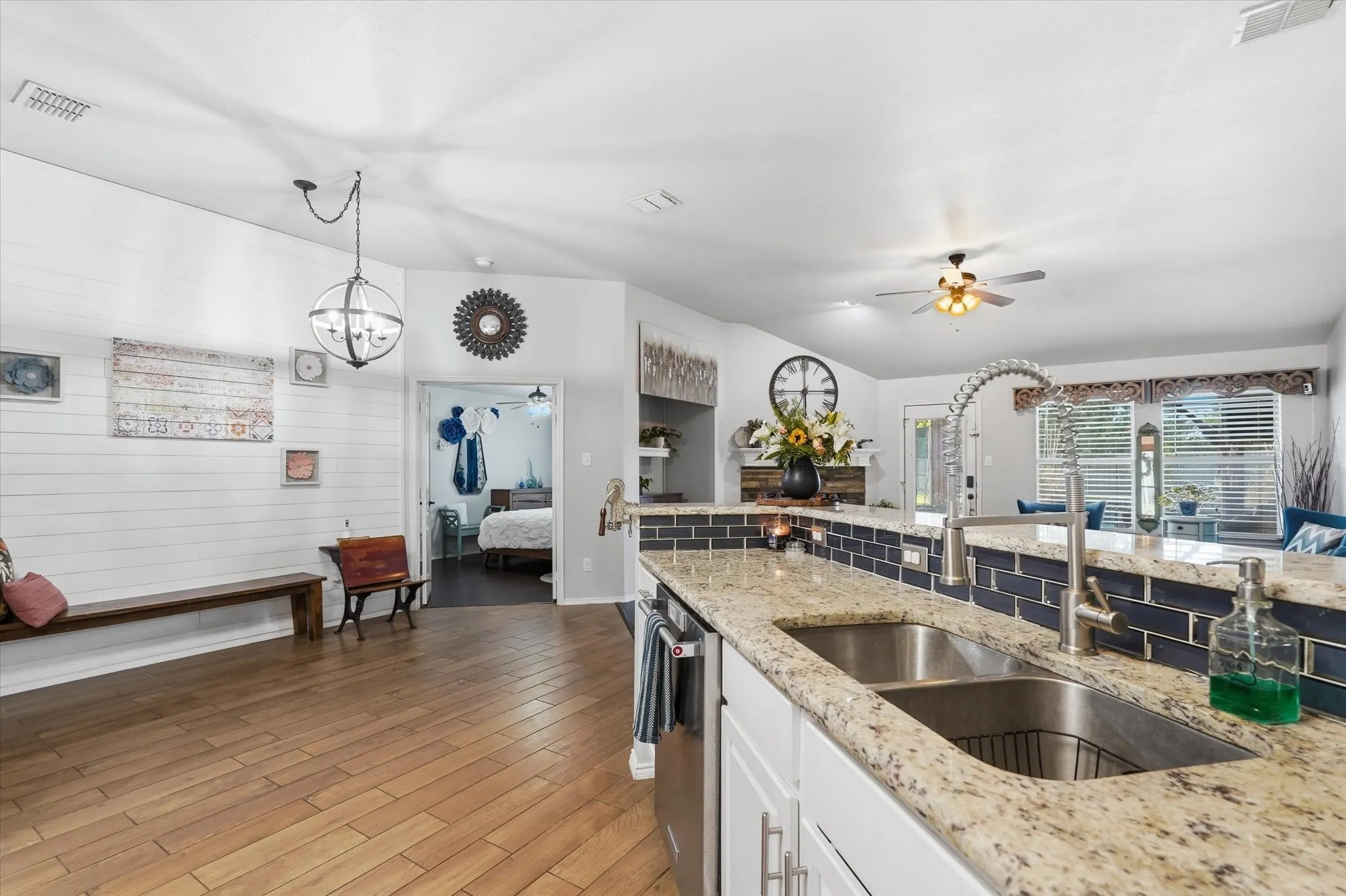 Single Family Residence For Rent in Rockwall County , 114 Clydesdale Drive, Fate, Texas 75087, 5 Bedroom, 3 Bathroom, 3 Garage spaces, 2,492 Sqft, built in 2003, mls#21403534, Real Estate Agent in Fate, Homes For Rent in Rockwall county, Homes For Rent in Fate, Realtor in Fate Texas, Real Estate Brokerage Independent Realty Texas, Luminita Cordes Realtor