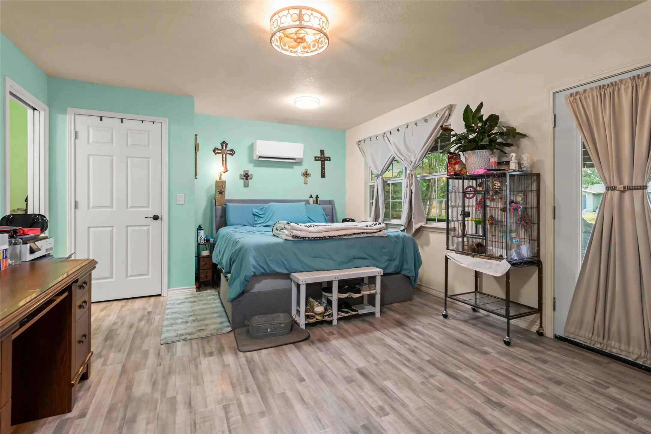Single Family Residence For Sale in Taylor County , 302 Lexington Avenue, Abilene, Texas 79605, 4 Bedroom, 3 Bathroom, Garage spaces, 2,145 Sqft, built in 1954, mls#21405430, Real Estate Agent in Abilene, Homes For Sale in Taylor county, Homes For Sale in Abilene, Realtor in Abilene Texas, Real Estate Brokerage Independent Realty Texas, Luminita Cordes Realtor