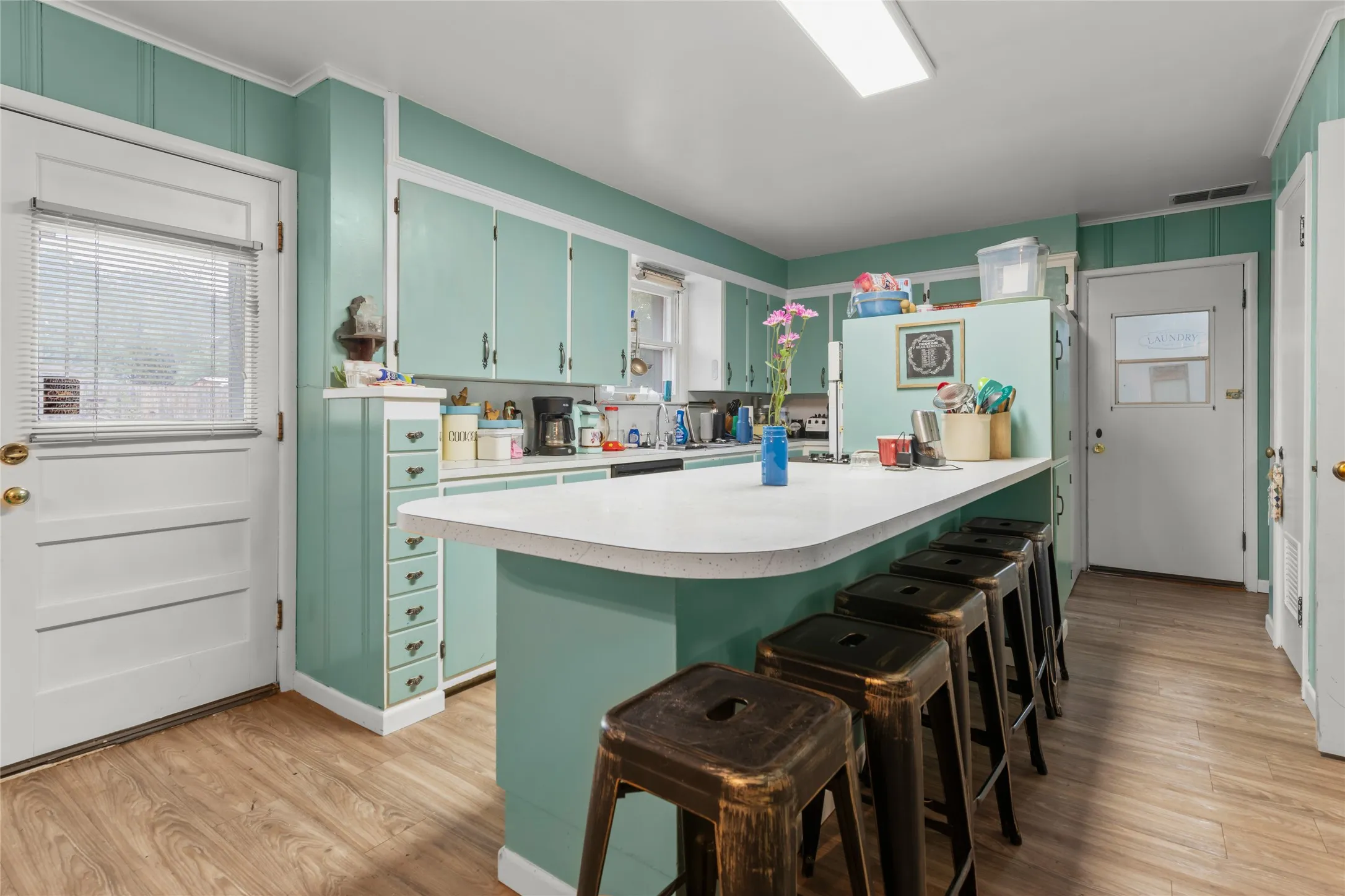 Single Family Residence For Sale in Taylor County , 302 Lexington Avenue, Abilene, Texas 79605, 4 Bedroom, 3 Bathroom, Garage spaces, 2,145 Sqft, built in 1954, mls#21405430, Real Estate Agent in Abilene, Homes For Sale in Taylor county, Homes For Sale in Abilene, Realtor in Abilene Texas, Real Estate Brokerage Independent Realty Texas, Luminita Cordes Realtor