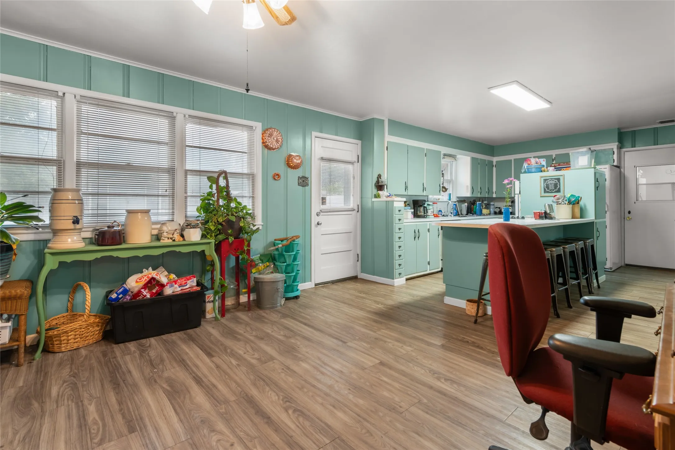 Single Family Residence For Sale in Taylor County , 302 Lexington Avenue, Abilene, Texas 79605, 4 Bedroom, 3 Bathroom, Garage spaces, 2,145 Sqft, built in 1954, mls#21405430, Real Estate Agent in Abilene, Homes For Sale in Taylor county, Homes For Sale in Abilene, Realtor in Abilene Texas, Real Estate Brokerage Independent Realty Texas, Luminita Cordes Realtor