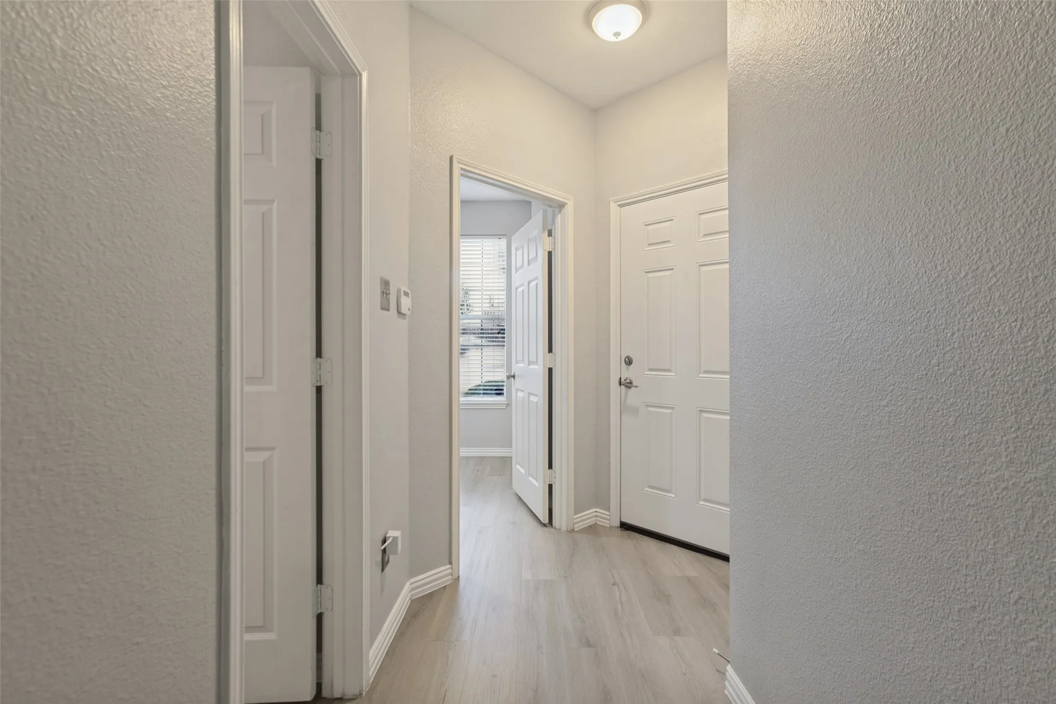 Townhouse For Sale in Dallas County , 3815 Brandon Park Drive, Garland, Texas 75044, 3 Bedroom, 3 Bathroom, Garage spaces, 1,353 Sqft, built in 2001, mls#21405435, Real Estate Agent in Garland, Homes For Sale in Dallas county, Homes For Sale in Garland, Realtor in Garland Texas, Real Estate Brokerage Independent Realty Texas, Luminita Cordes Realtor