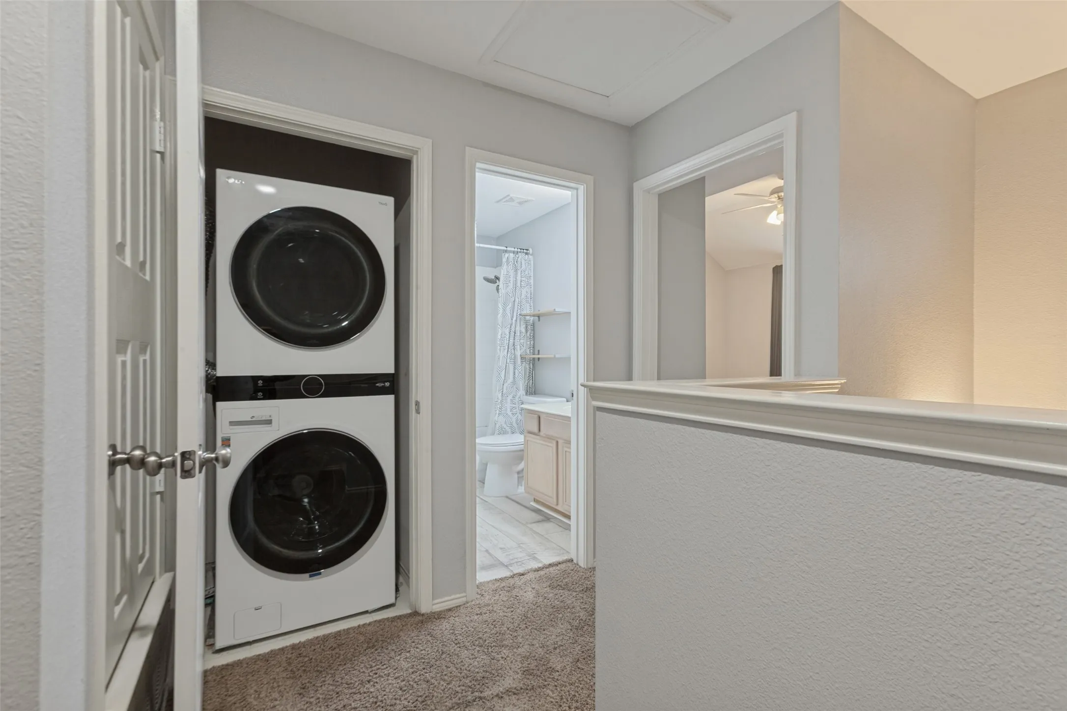 Townhouse For Sale in Dallas County , 3815 Brandon Park Drive, Garland, Texas 75044, 3 Bedroom, 3 Bathroom, Garage spaces, 1,353 Sqft, built in 2001, mls#21405435, Real Estate Agent in Garland, Homes For Sale in Dallas county, Homes For Sale in Garland, Realtor in Garland Texas, Real Estate Brokerage Independent Realty Texas, Luminita Cordes Realtor