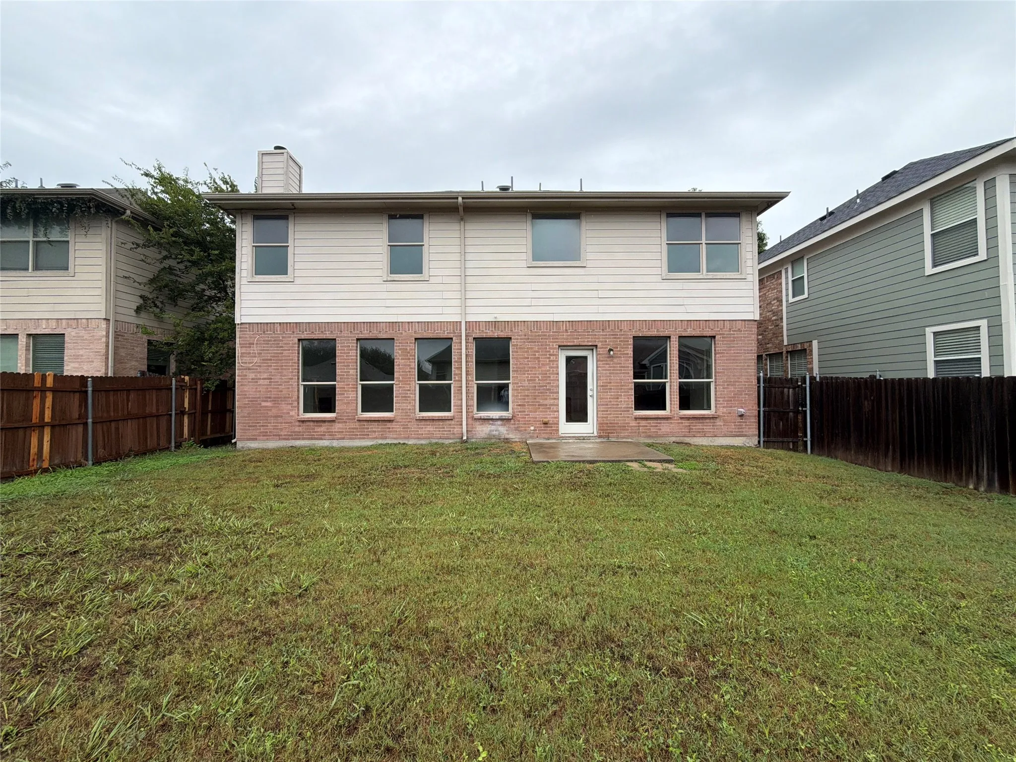Single Family Residence For Sale in Collin County , 424 Cypress Hill Drive, Mc Kinney, Texas 75071, 4 Bedroom, 3 Bathroom, 2 Garage spaces, 2,393 Sqft, built in 2011, mls#21404792, Real Estate Agent in Mc Kinney, Homes For Sale in Collin county, Homes For Sale in Mc Kinney, Realtor in Mc Kinney Texas, Real Estate Brokerage Independent Realty Texas, Luminita Cordes Realtor