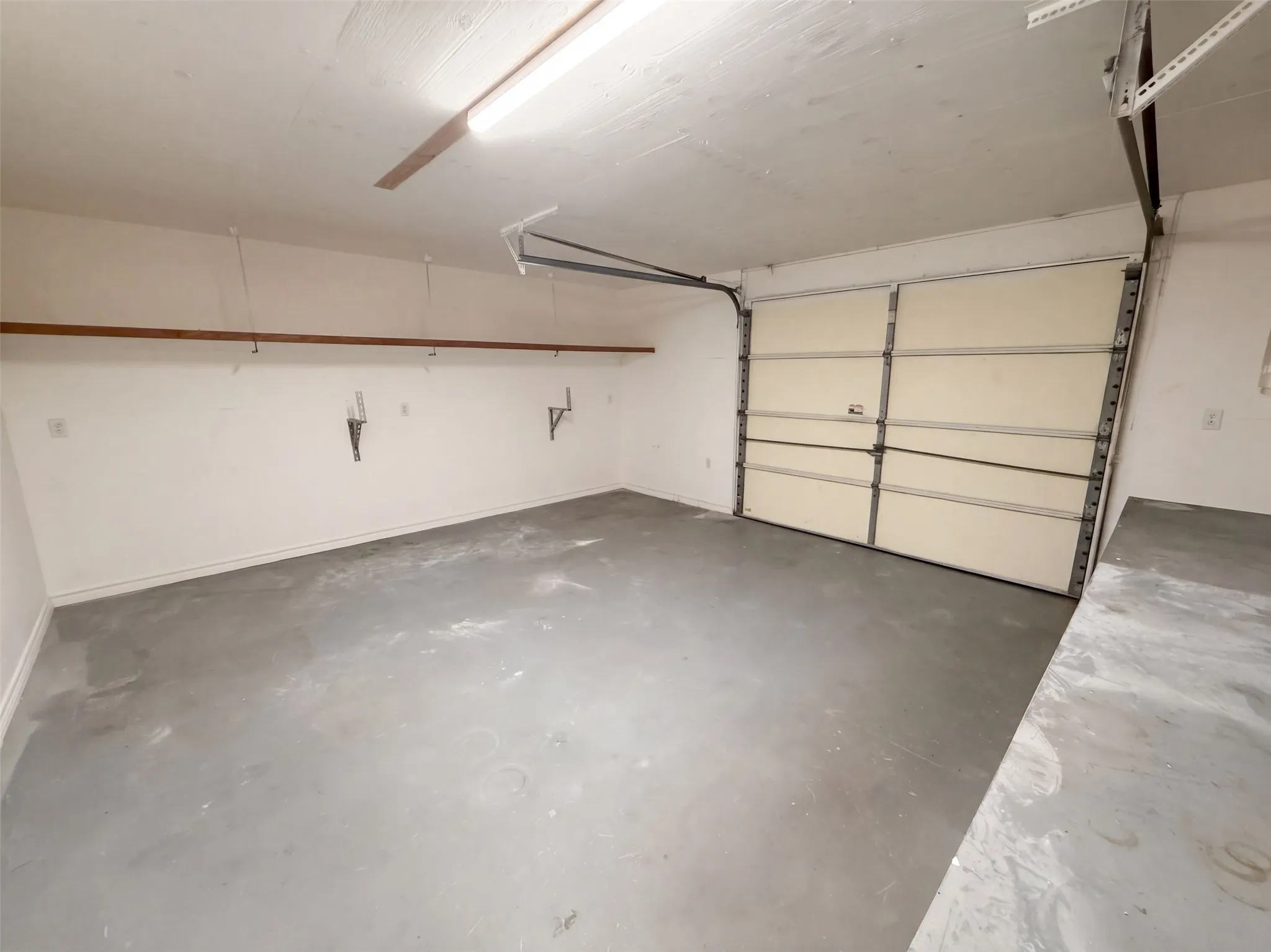 Single Family Residence For Sale in Tarrant County , 3911 White Settlement Road, Fort Worth, Texas 76107, 4 Bedroom, 4 Bathroom, 1 Garage spaces, 4,947 Sqft, built in 1940, mls#21404918, Real Estate Agent in Fort Worth, Homes For Sale in Tarrant county, Homes For Sale in Fort Worth, Realtor in Fort Worth Texas, Real Estate Brokerage Independent Realty Texas, Luminita Cordes Realtor